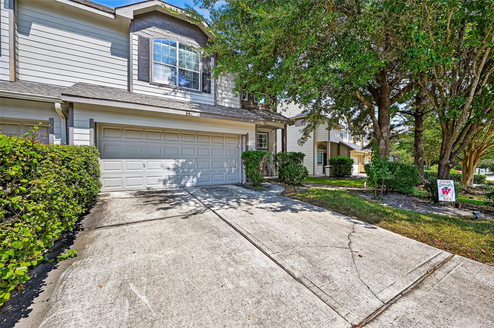 34 S Burberry Park Circle