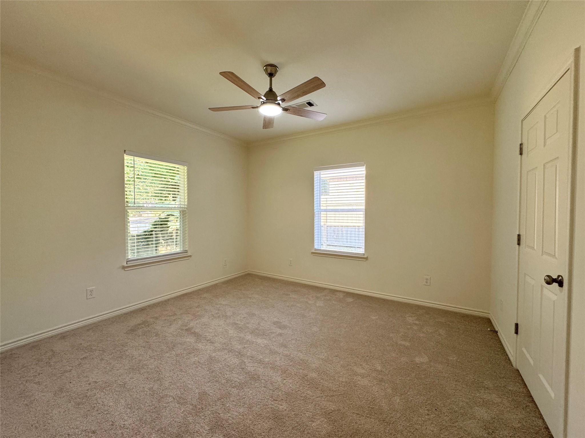 328 Green Leaf Street