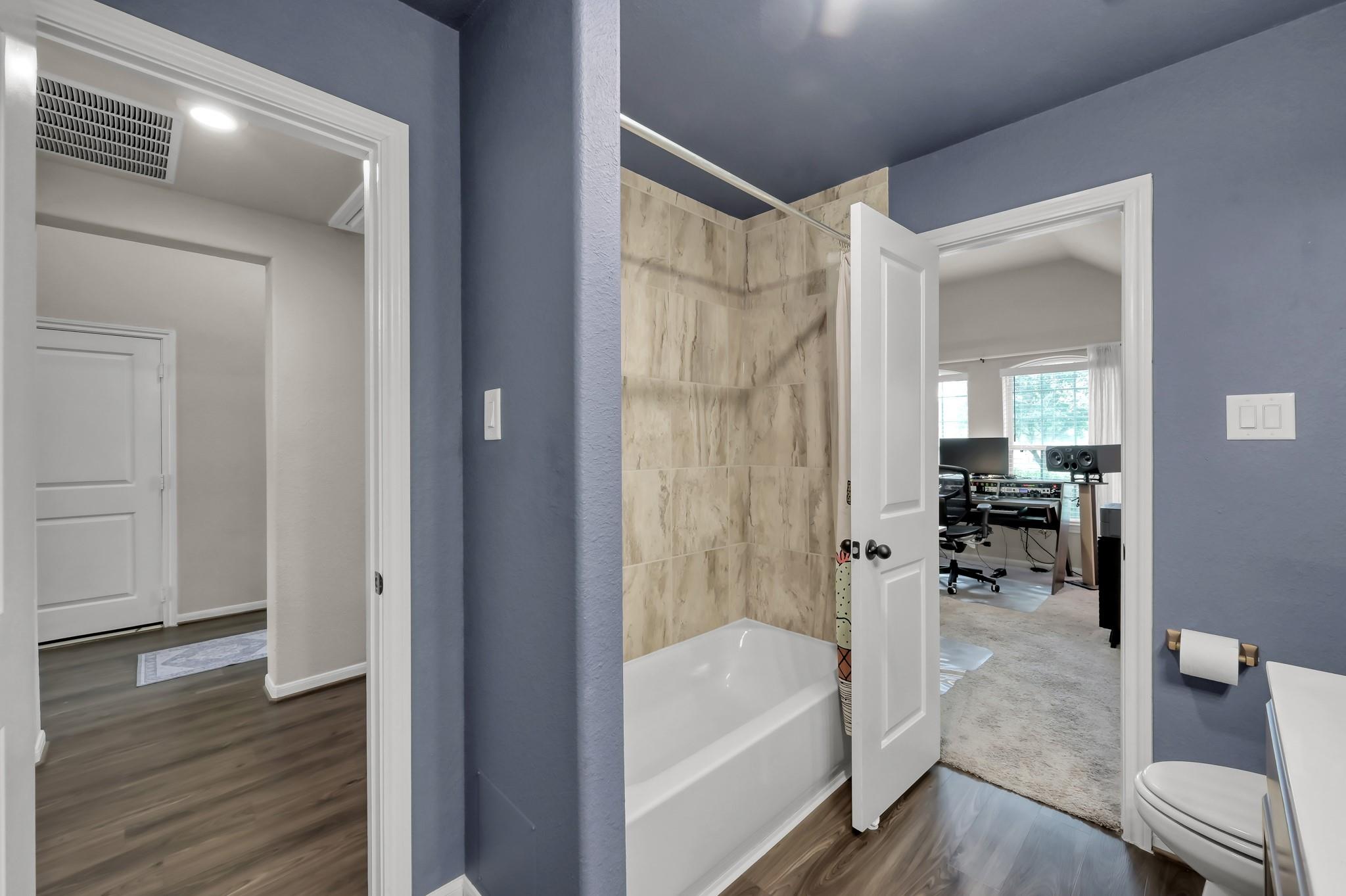 17479 Farm Pasture Trail