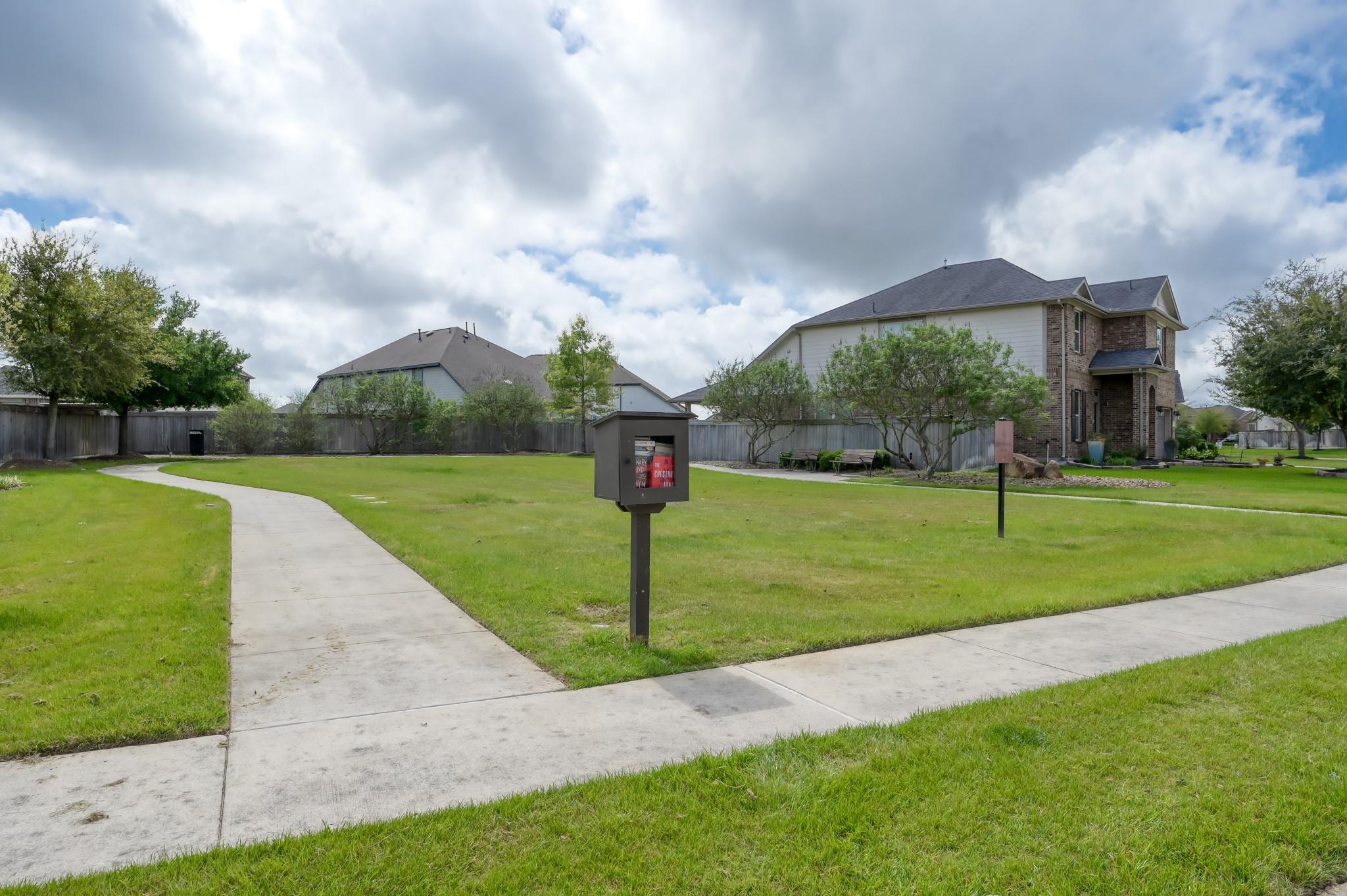 17479 Farm Pasture Trail