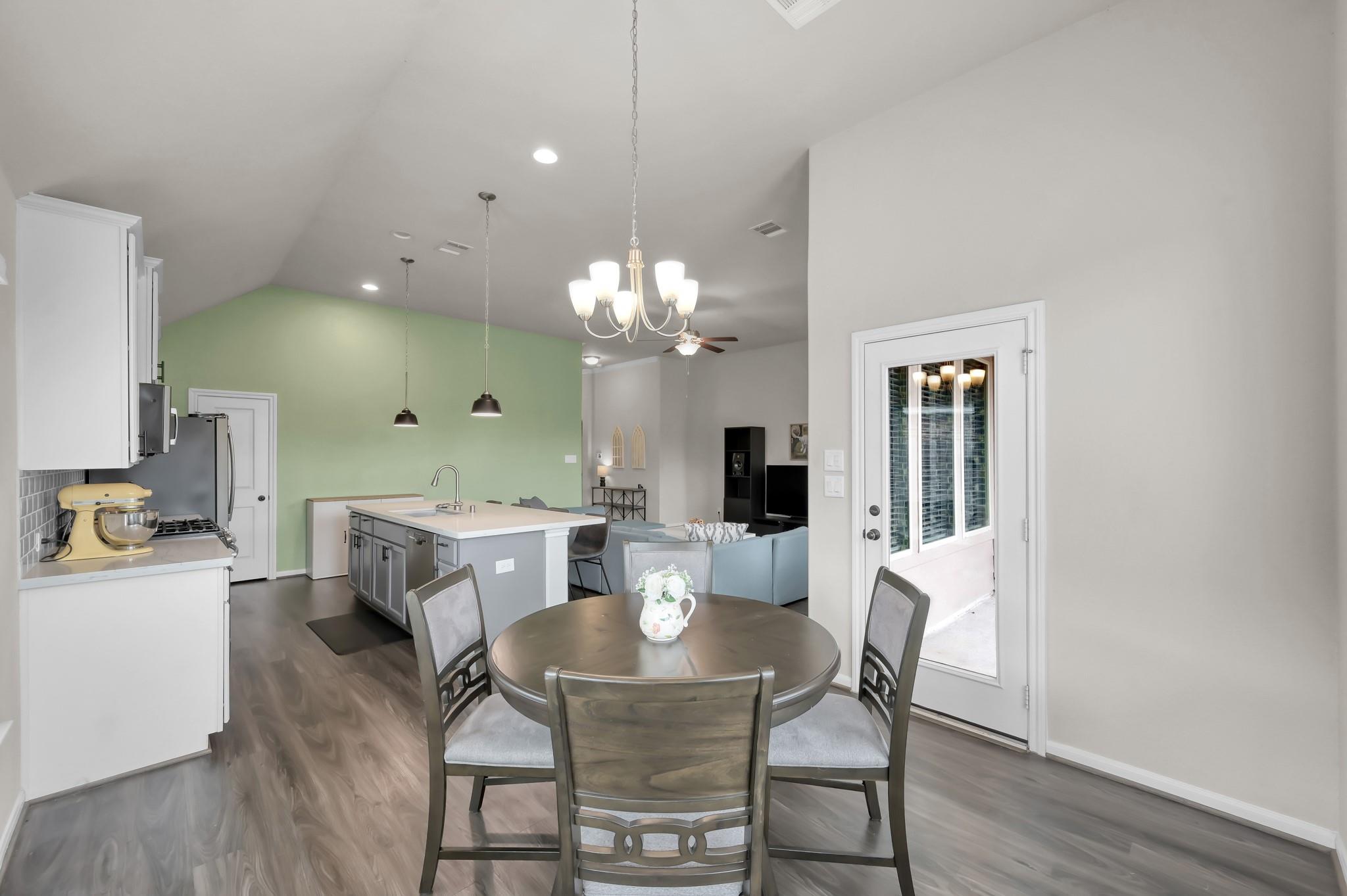17479 Farm Pasture Trail