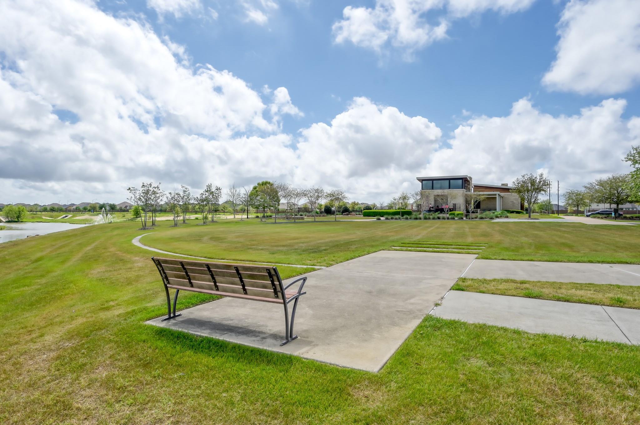 17479 Farm Pasture Trail