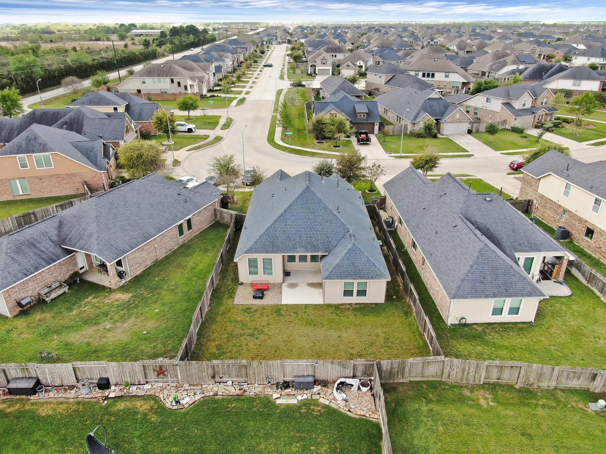17479 Farm Pasture Trail