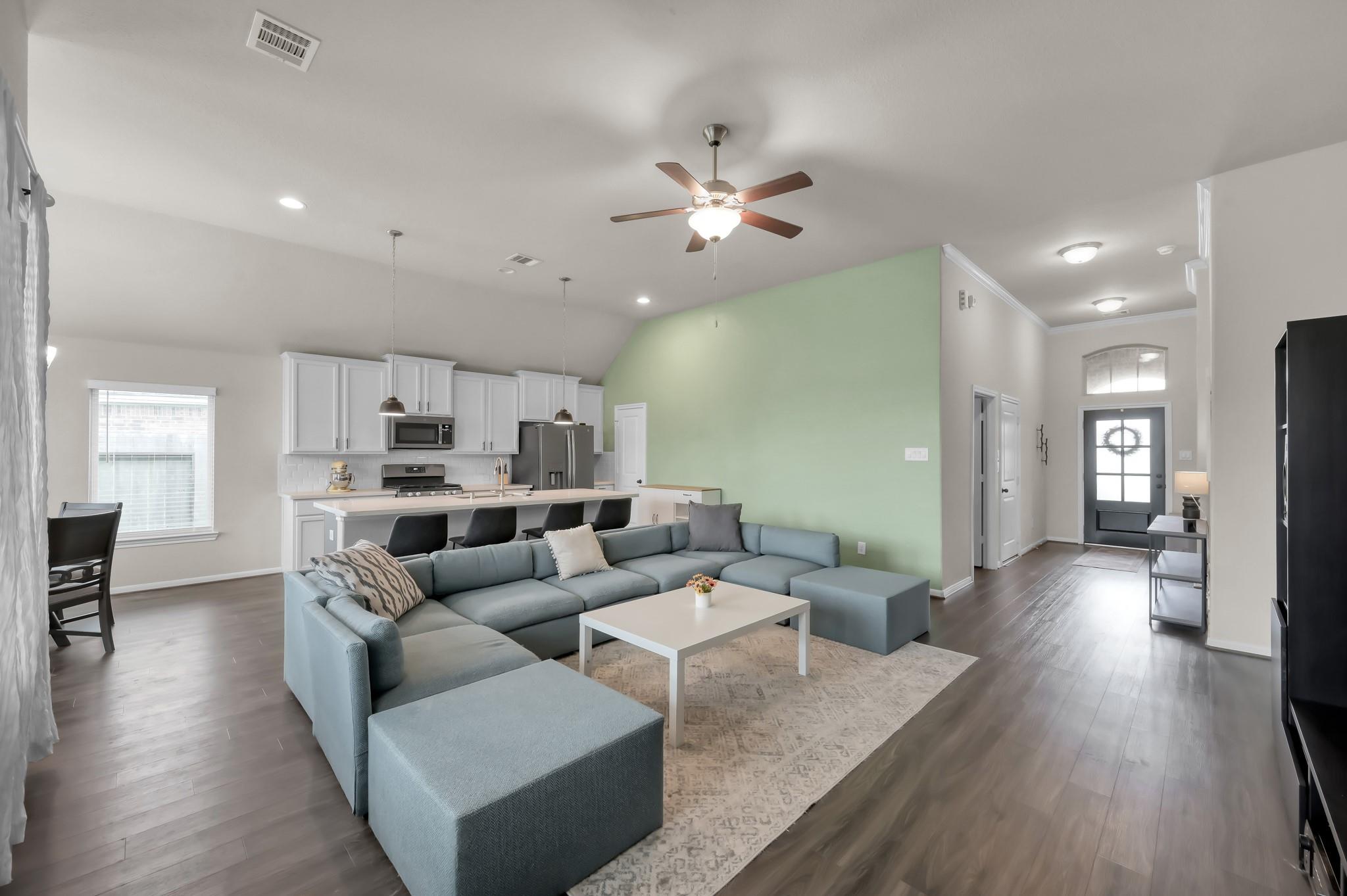 17479 Farm Pasture Trail