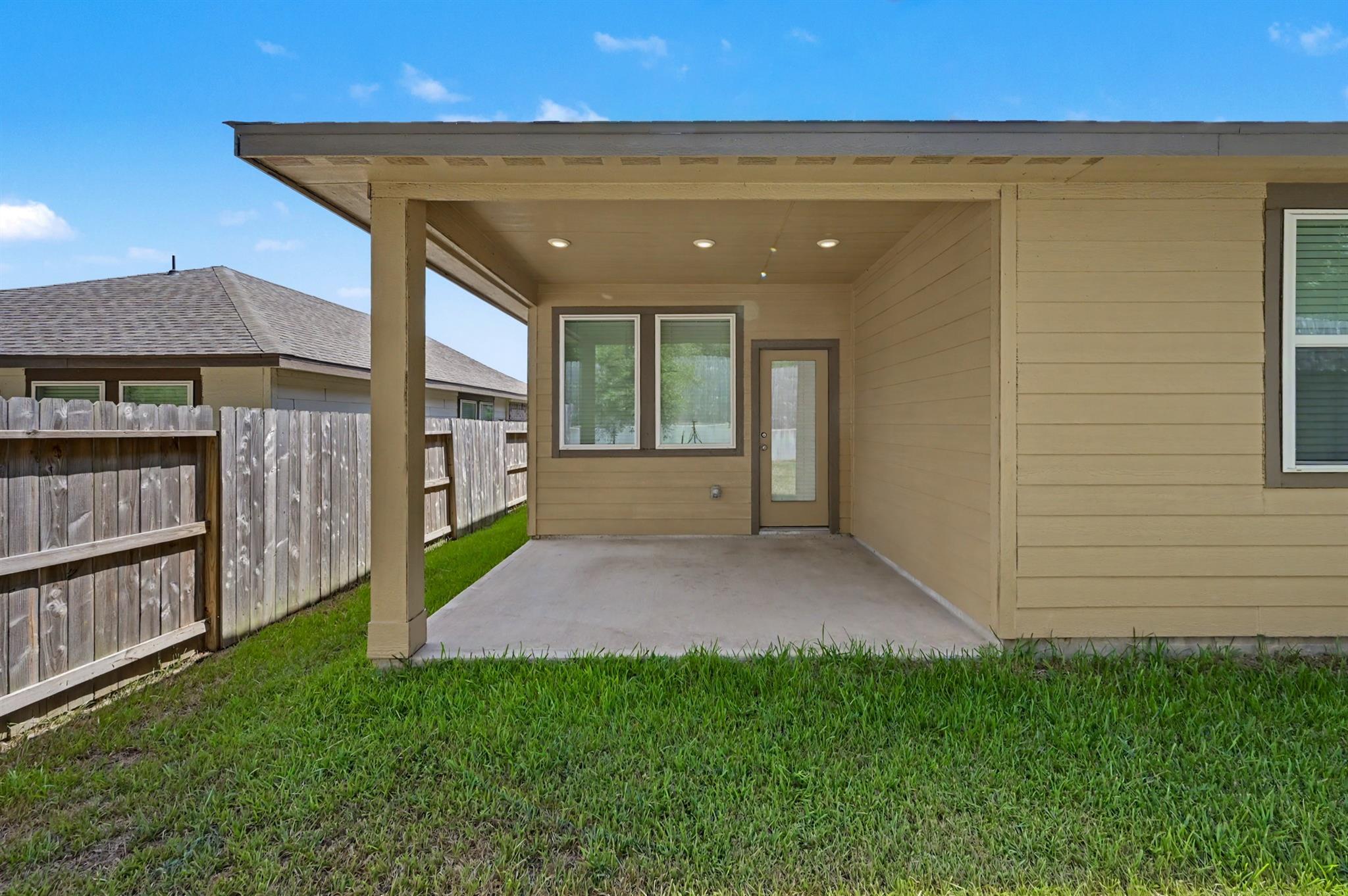 2010 W Darlington Oak Court