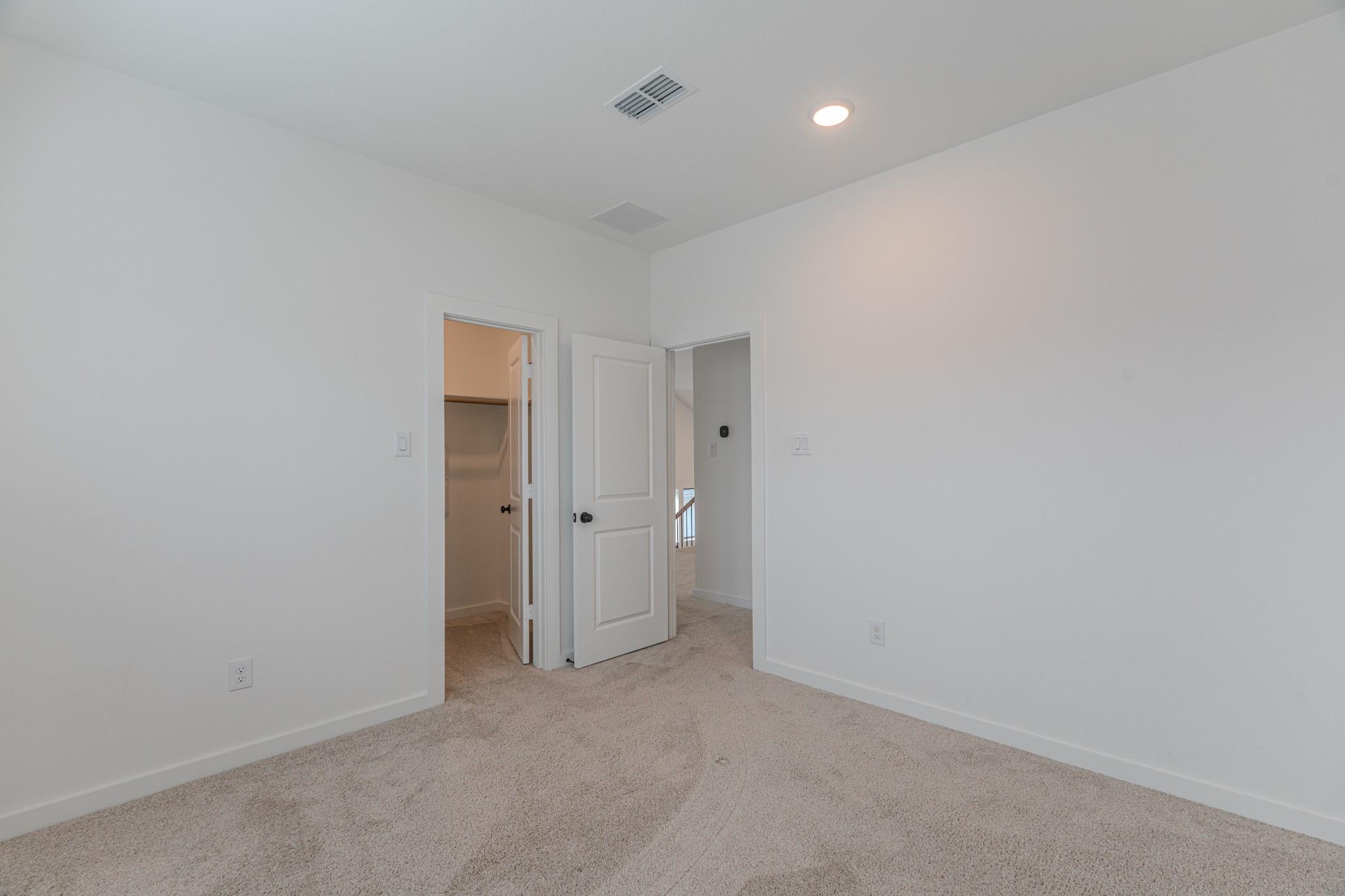 21722 Ellsworth Garden Lane