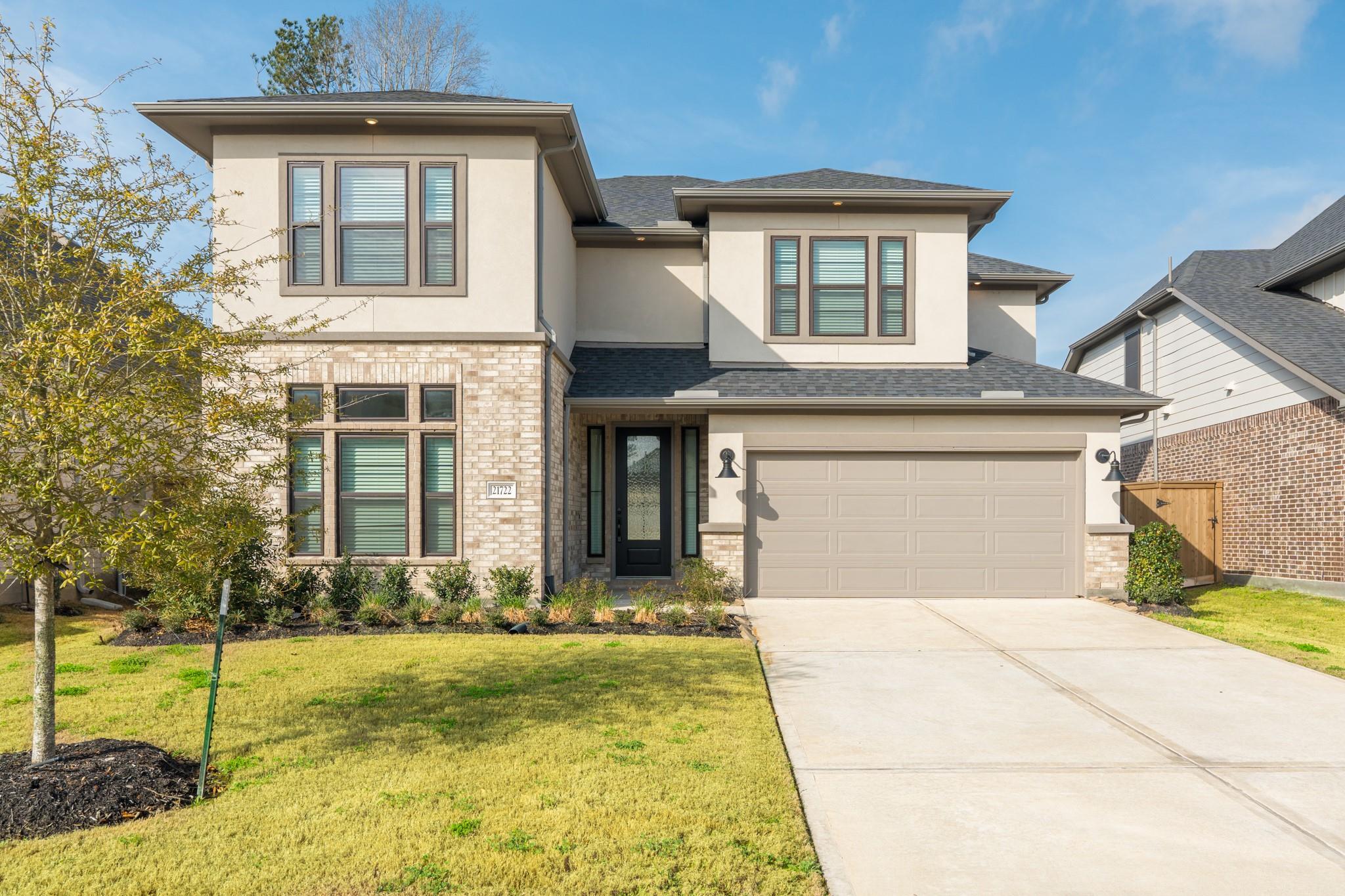 21722 Ellsworth Garden Lane