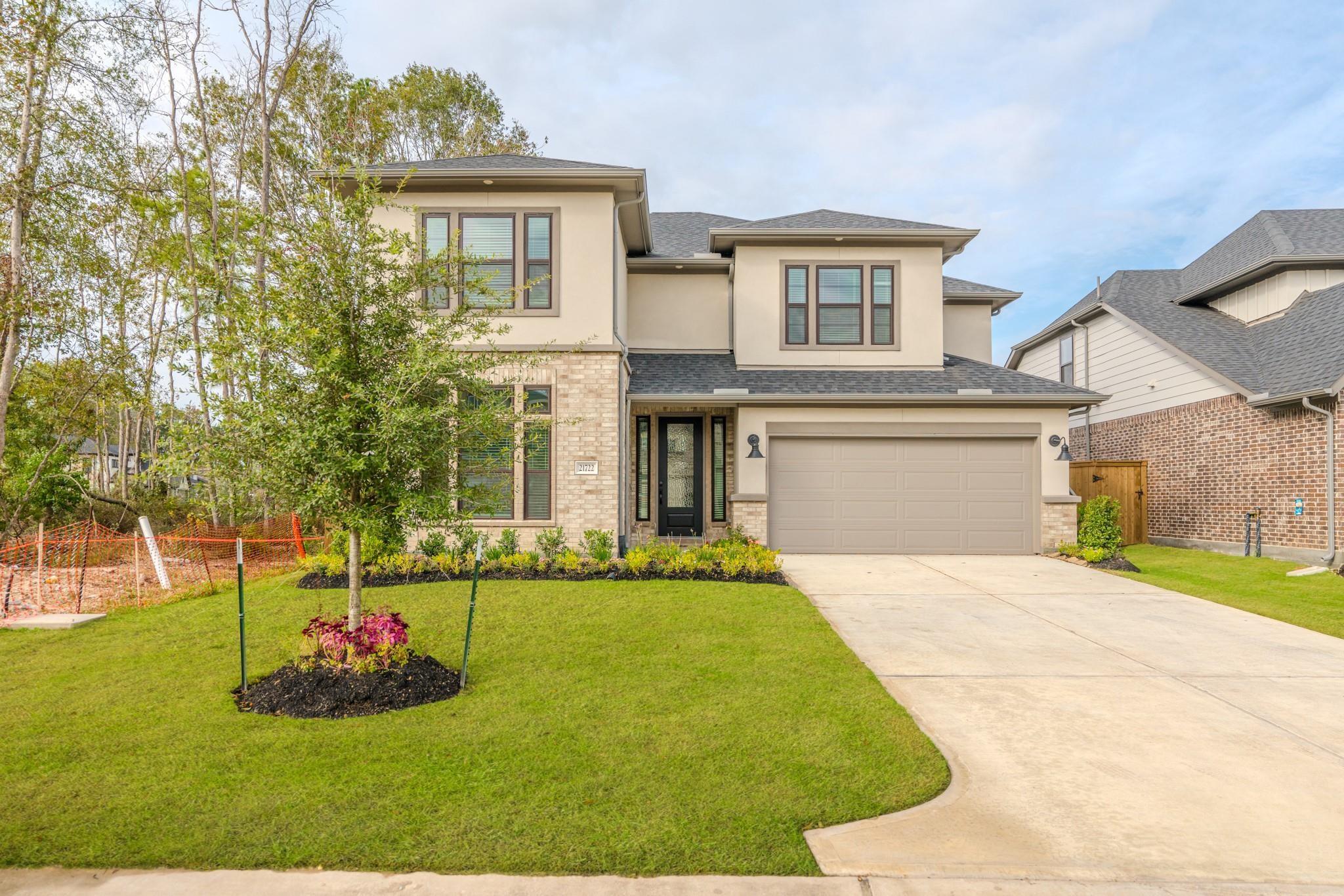 21722 Ellsworth Garden Lane