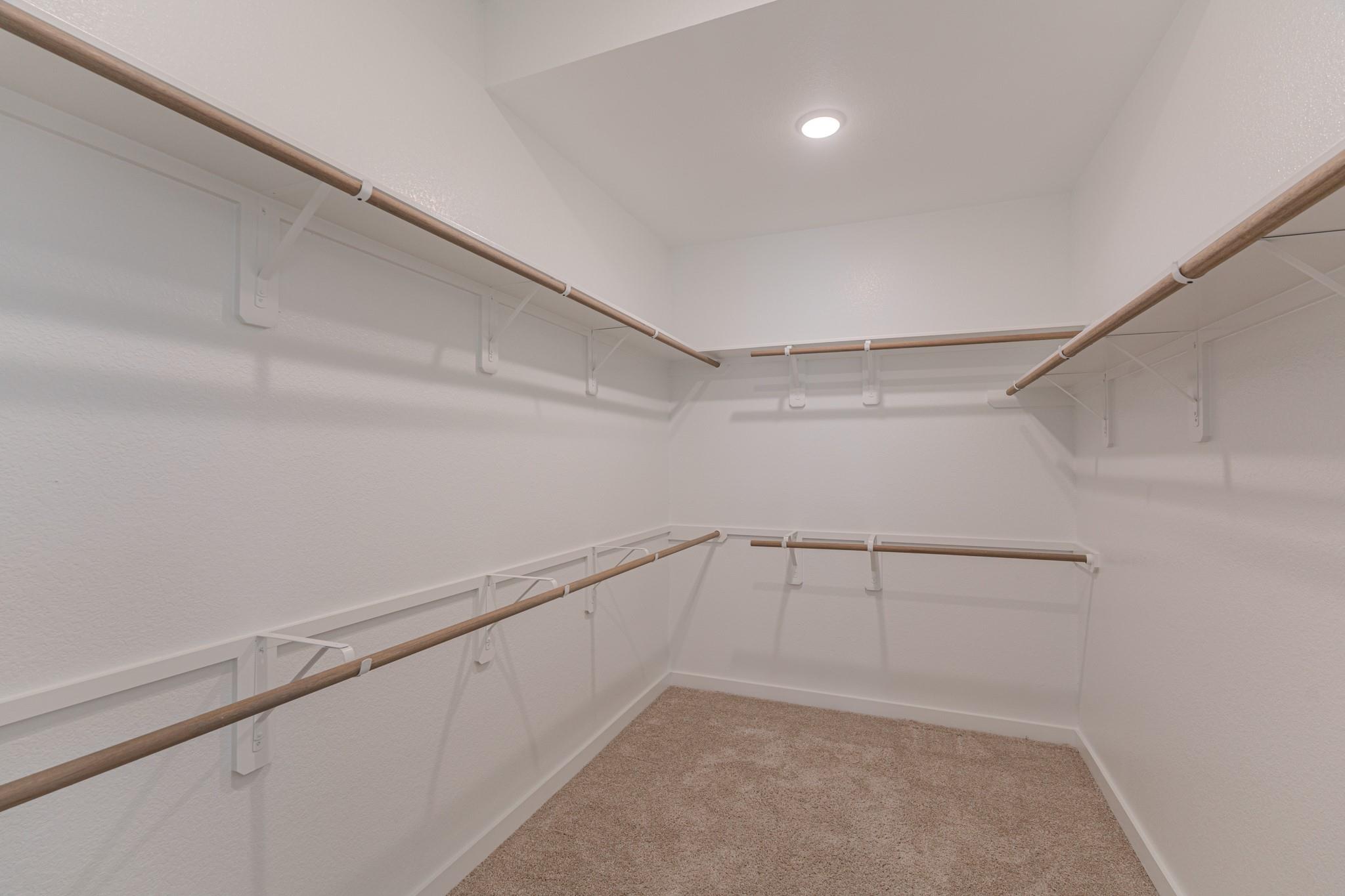 21722 Ellsworth Garden Lane