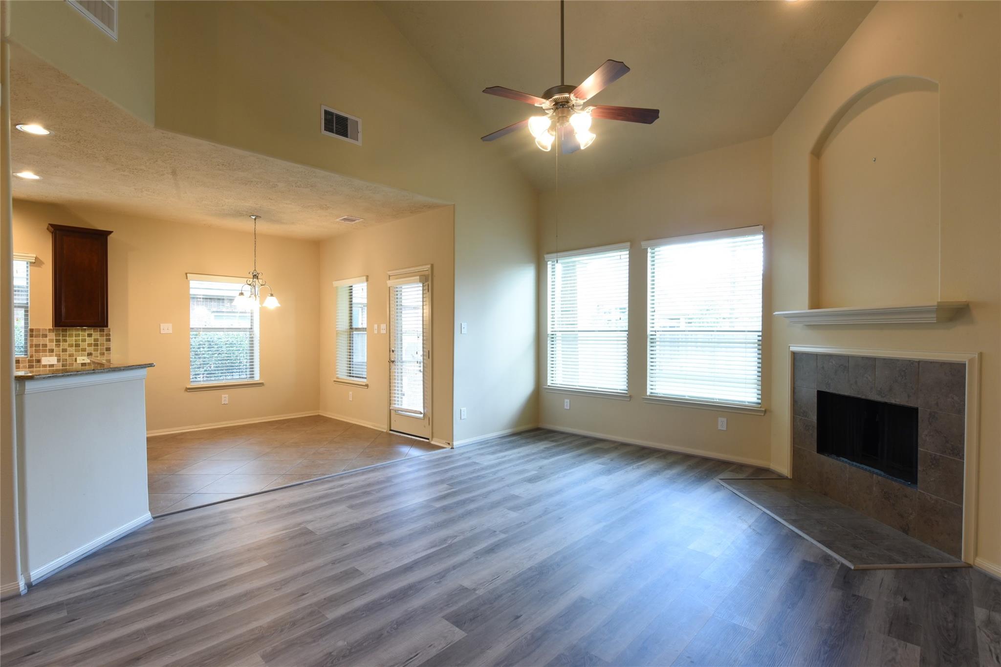 118 E Lasting Spring Circle