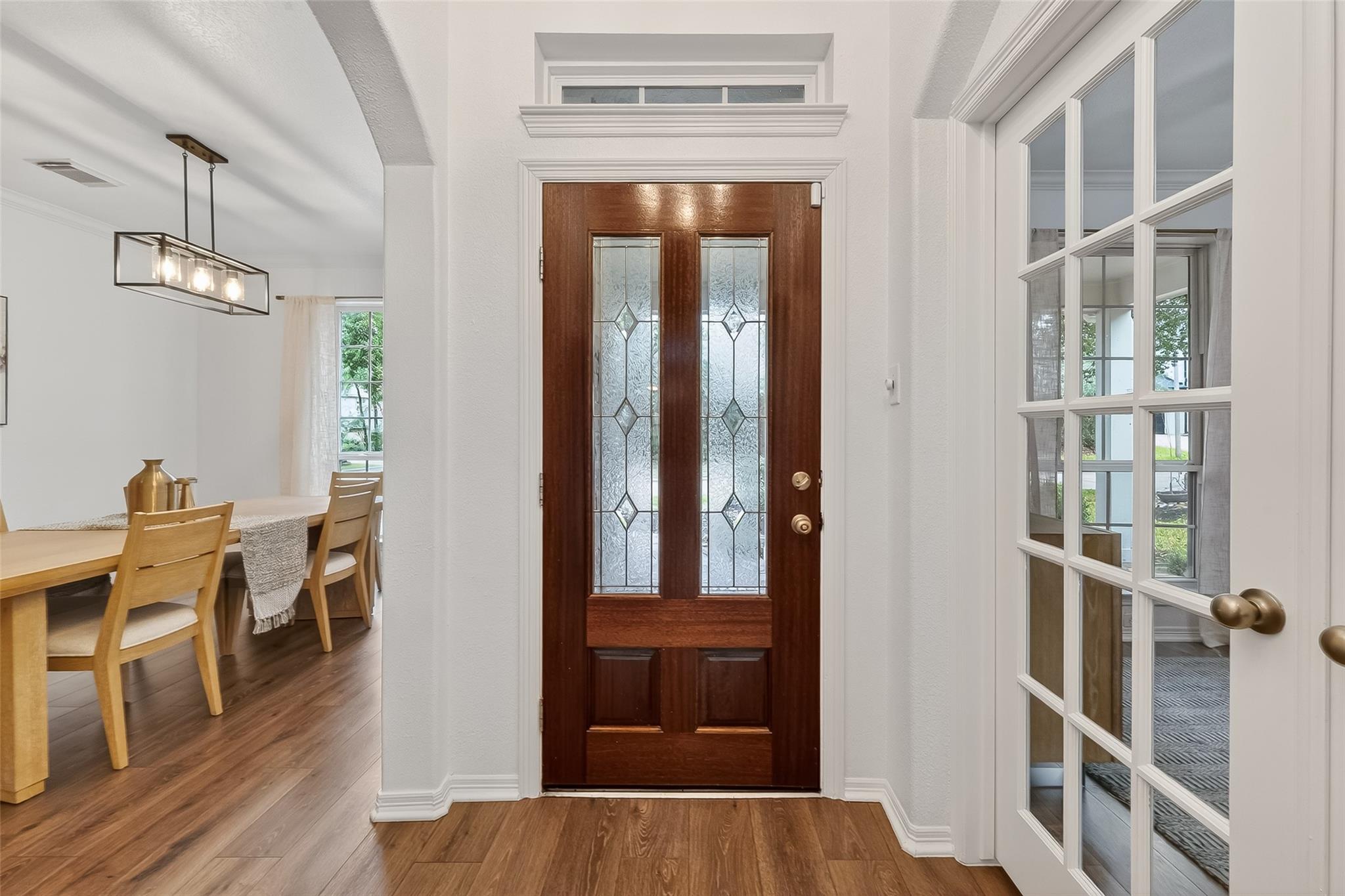 66 S Longsford Circle