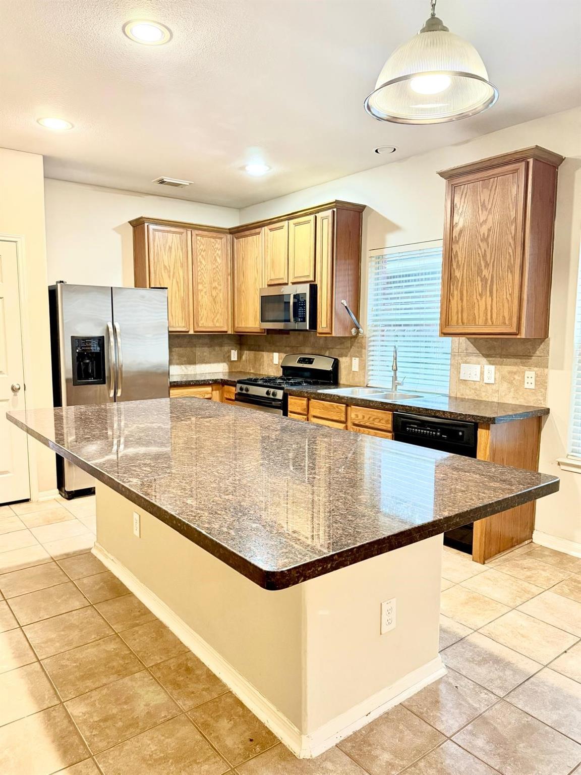 107 W Spindle Tree Circle