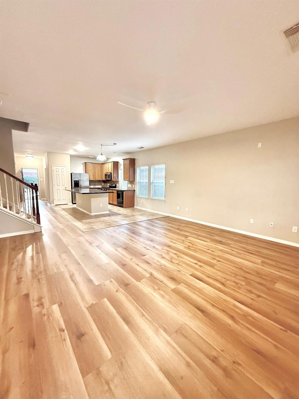 107 W Spindle Tree Circle