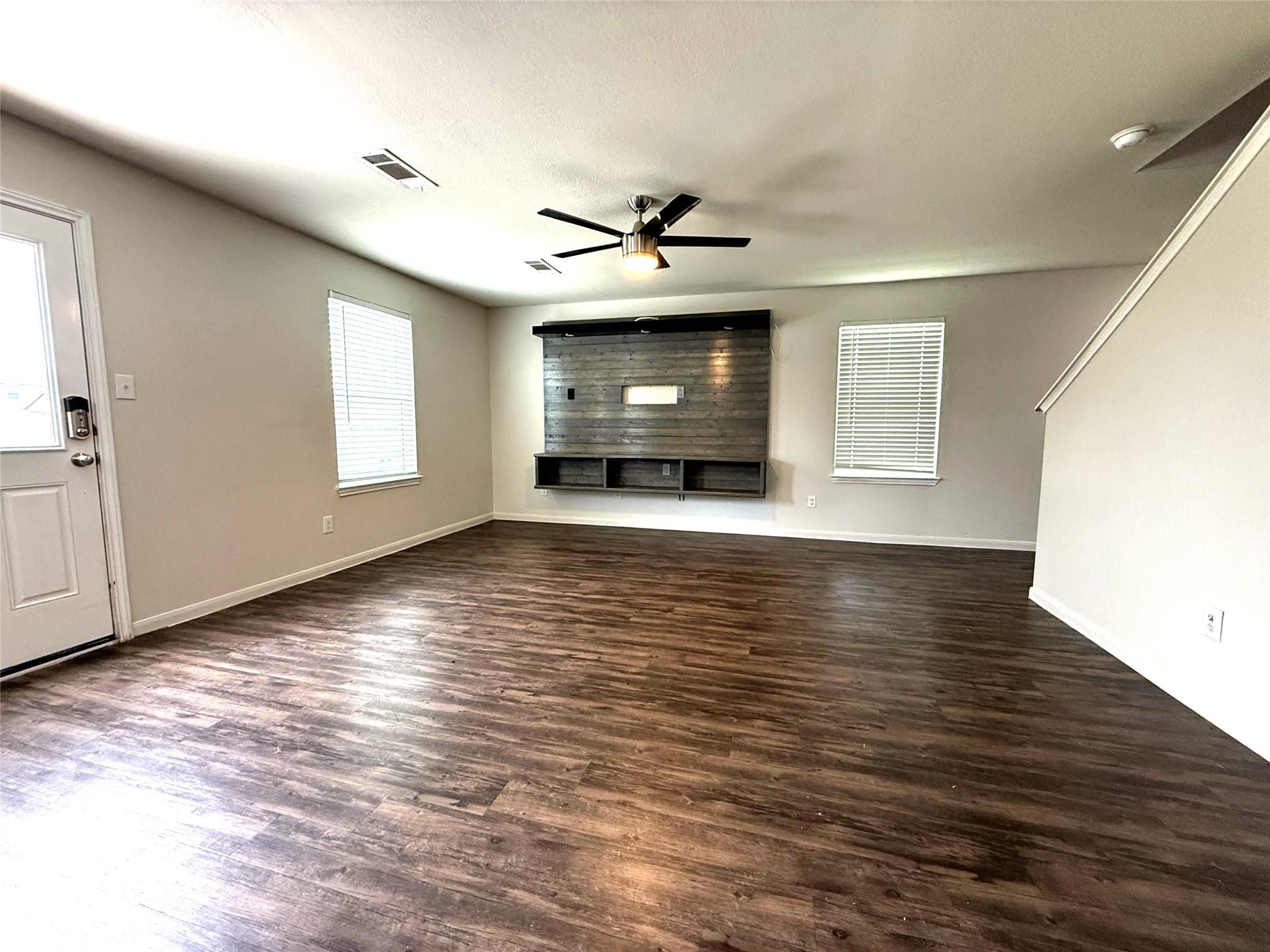 24059 Hay Needle Lane