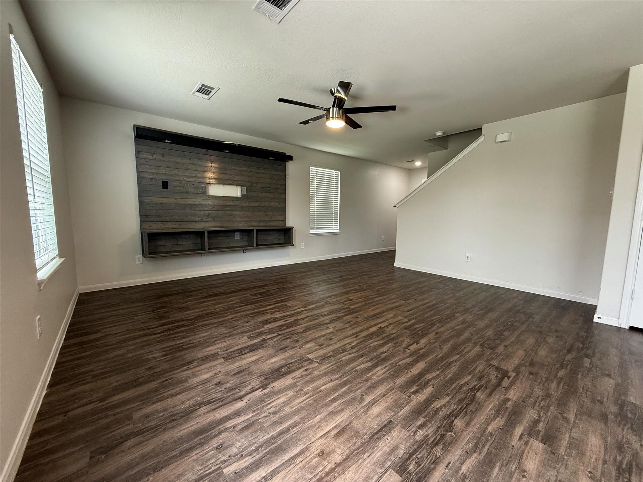 24059 Hay Needle Lane