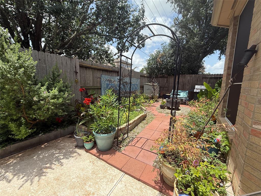 11719 Gray Forest Trail