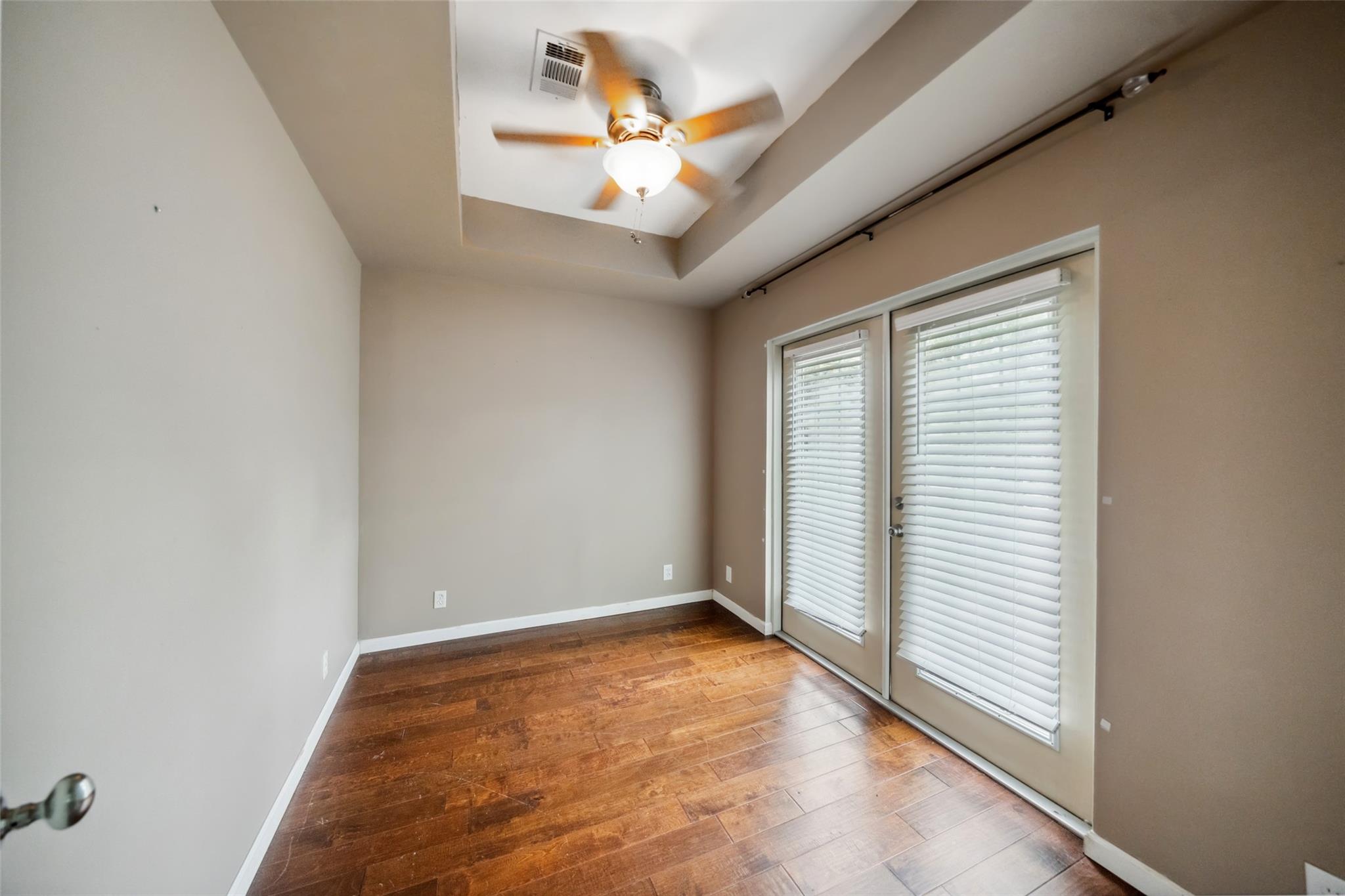 13373 Southshore Drive