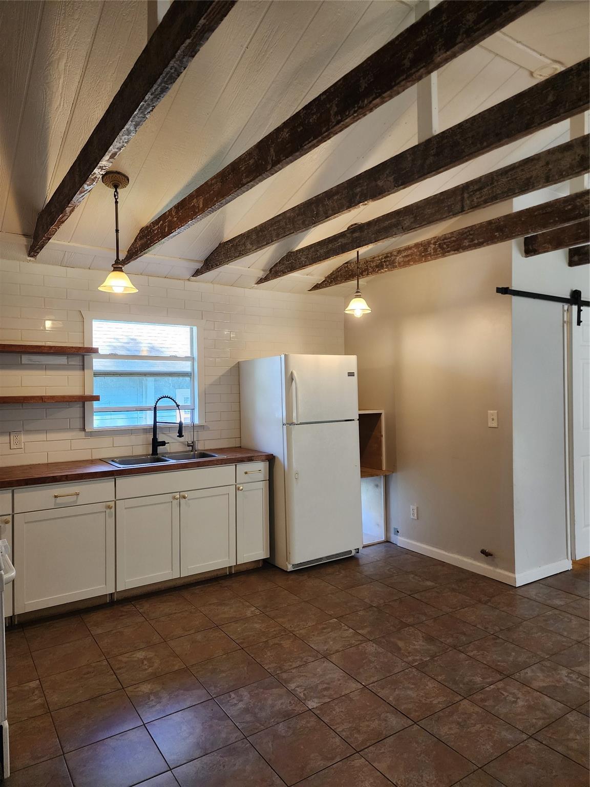 13373 Southshore Drive