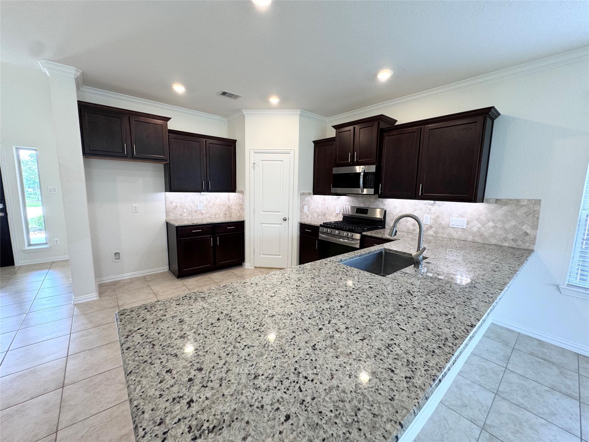 2938 Fox Ledge Court