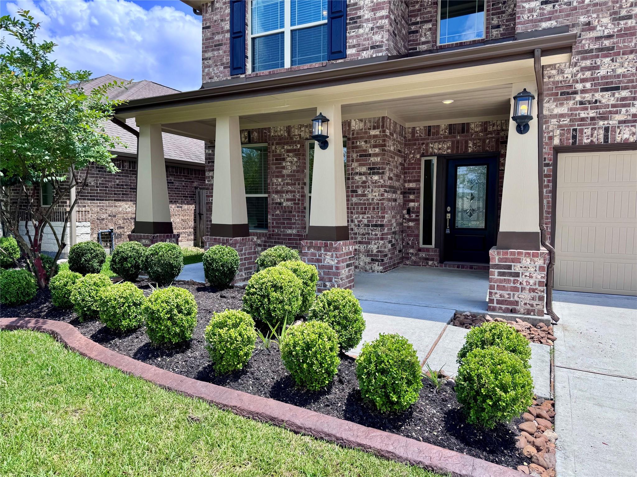2938 Fox Ledge Court