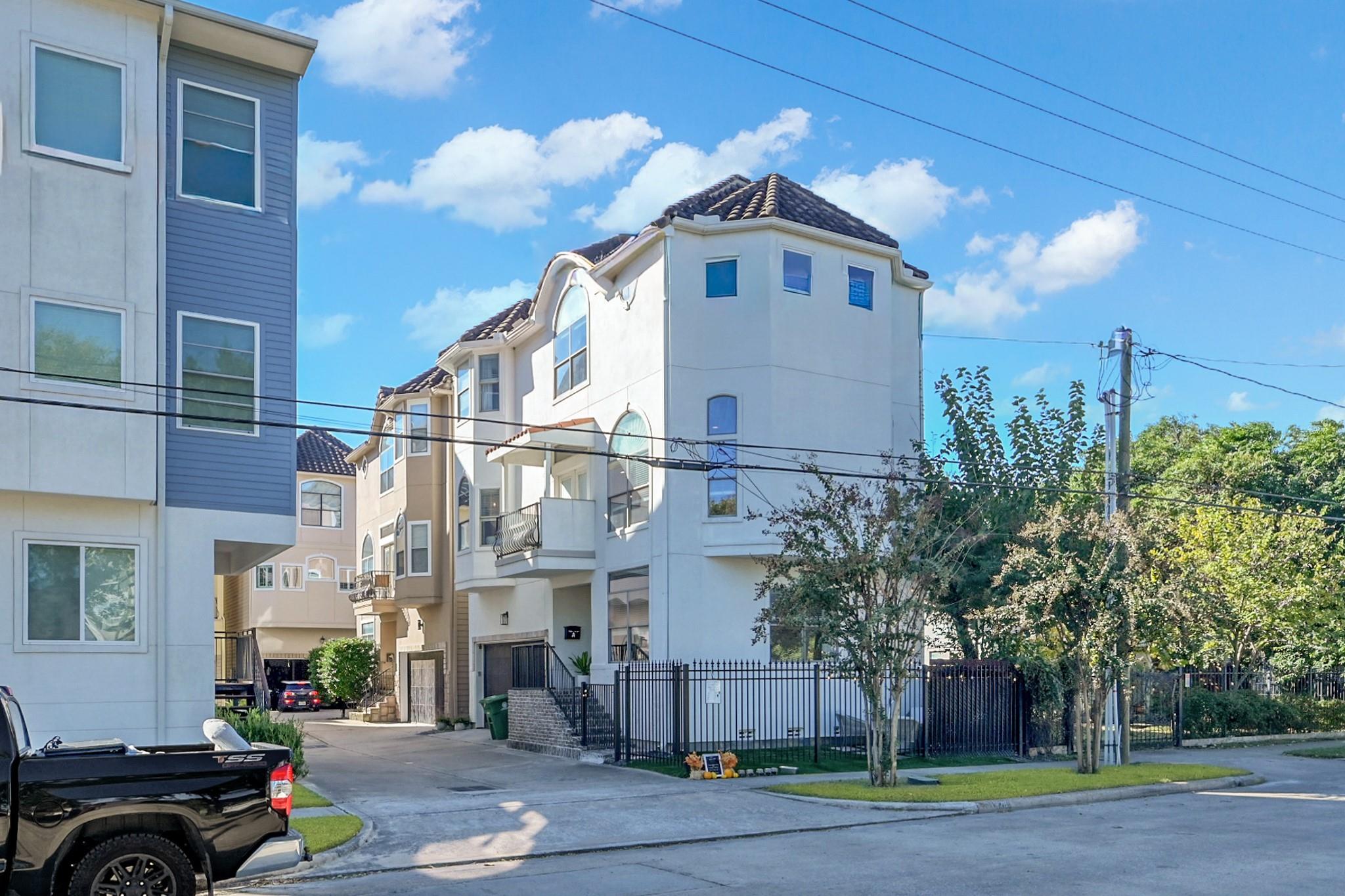 1328 W 23rd Street # A