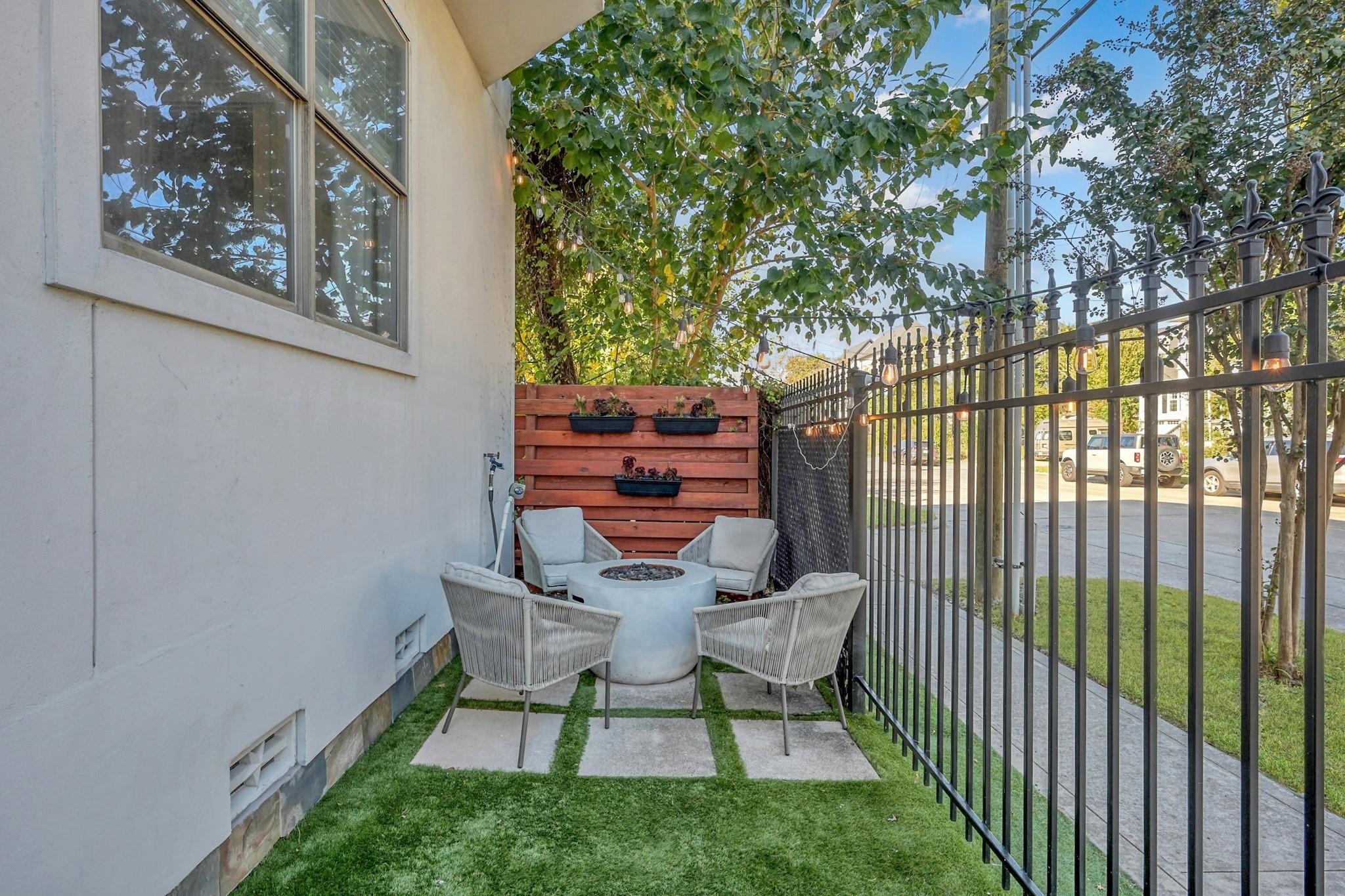 1328 W 23rd Street # A