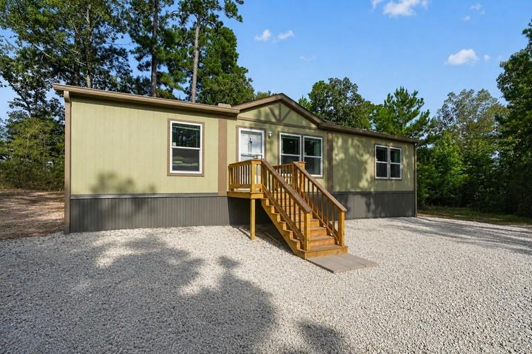 10 Oakwood Drive
