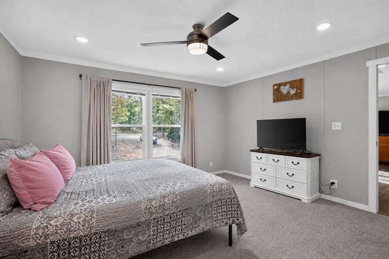 10 Oakwood Drive