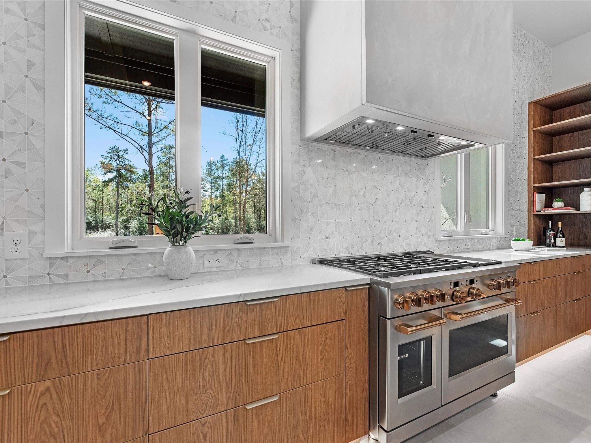 25096 Seguin Trail
