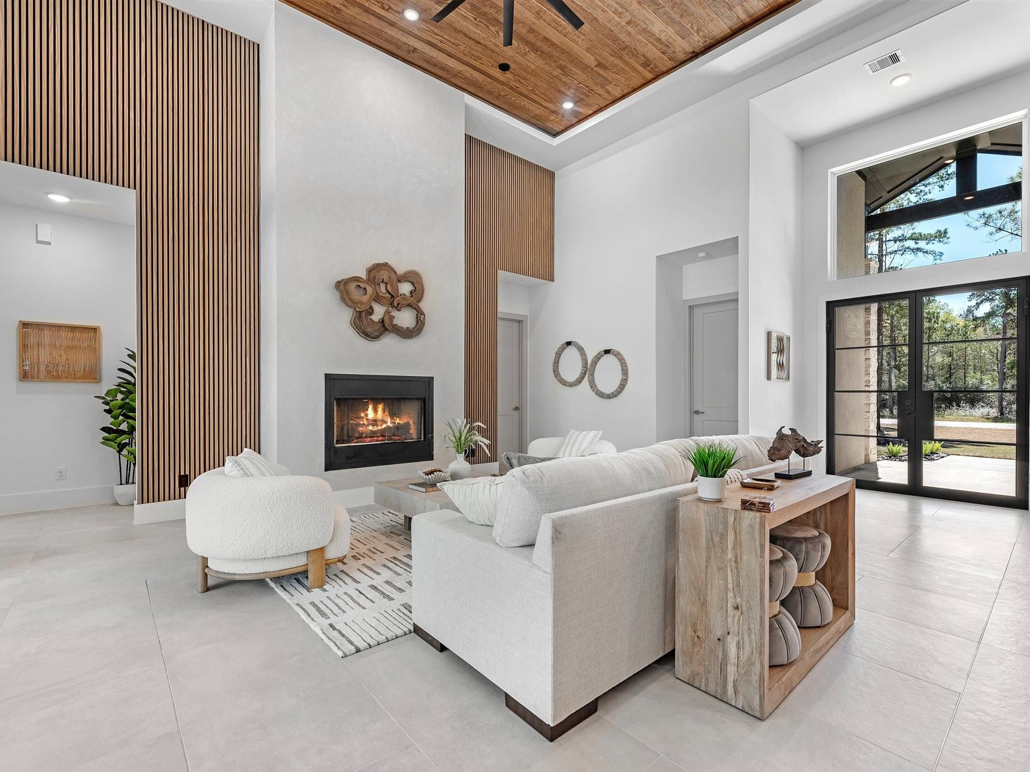 25096 Seguin Trail