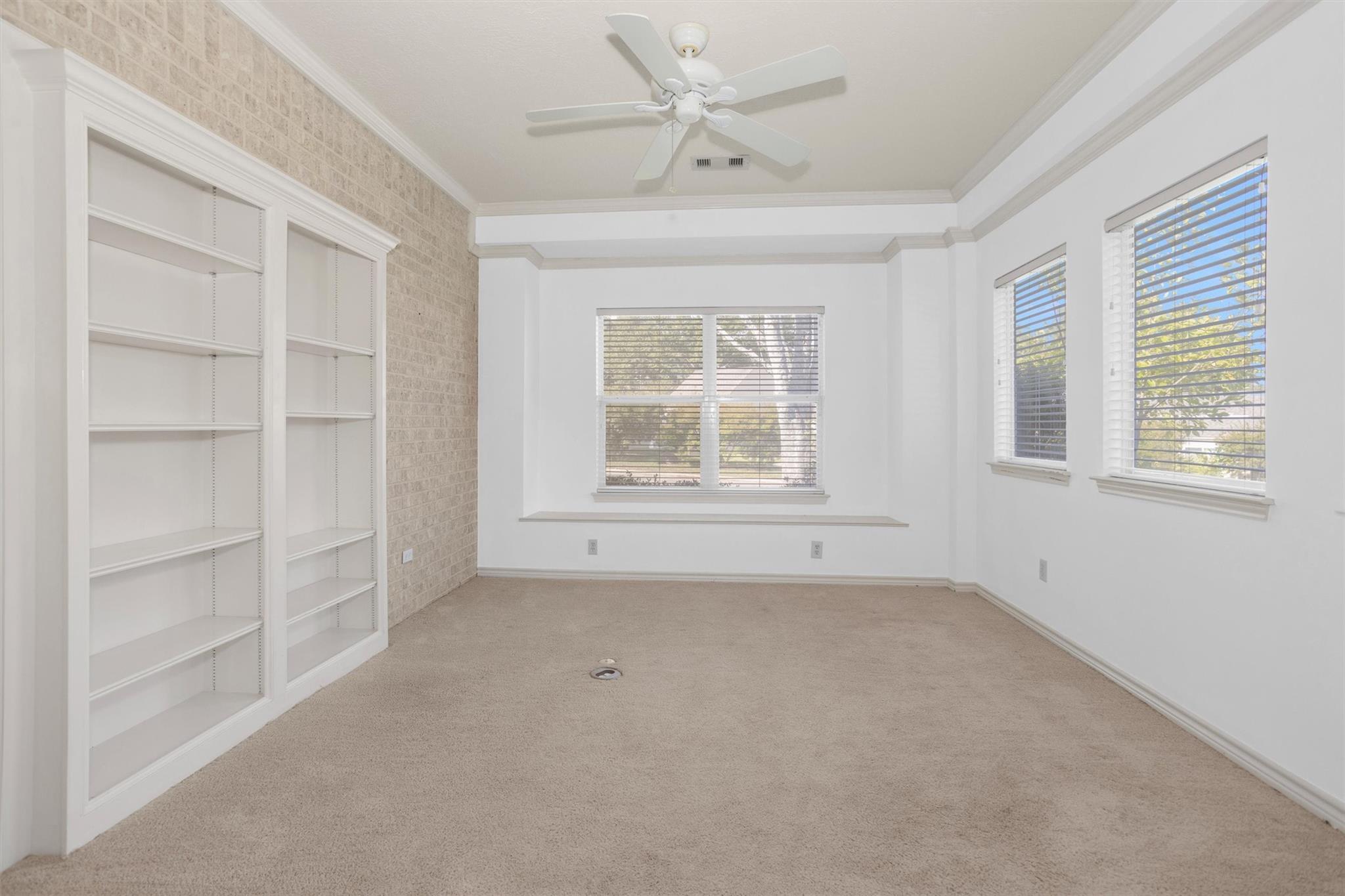 106 Fairway View Court