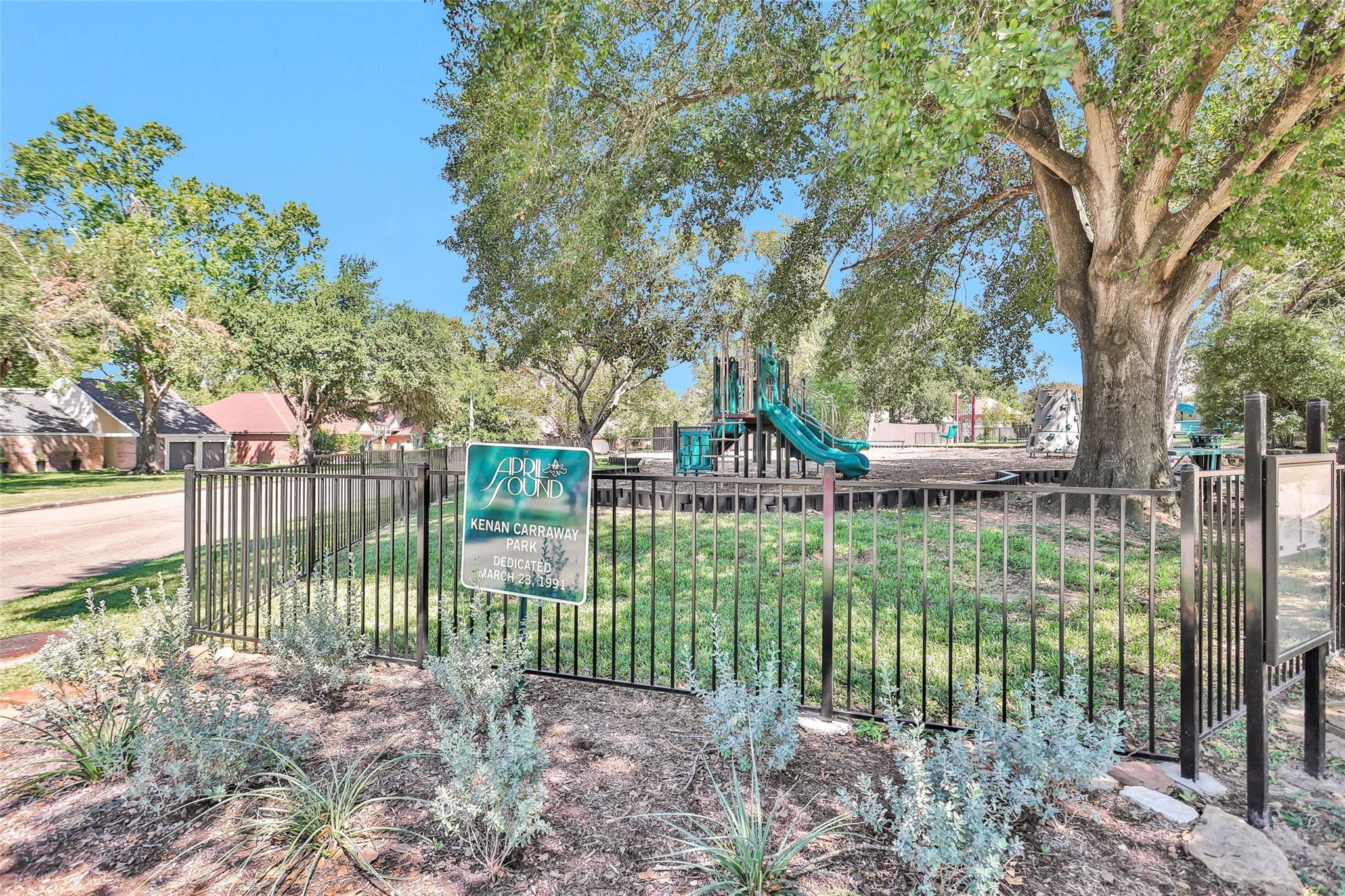 106 Fairway View Court