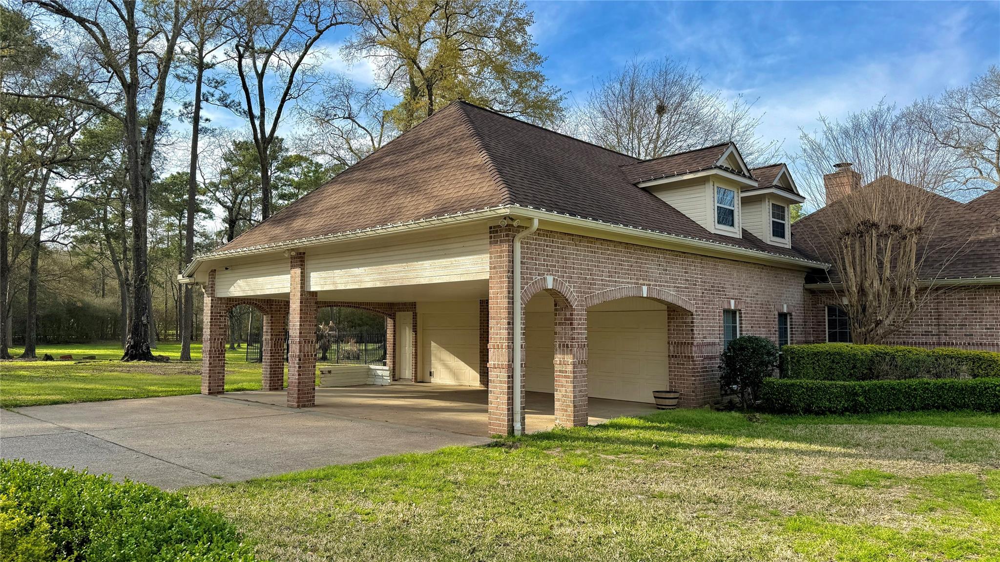 15216 Saddlewood Drive