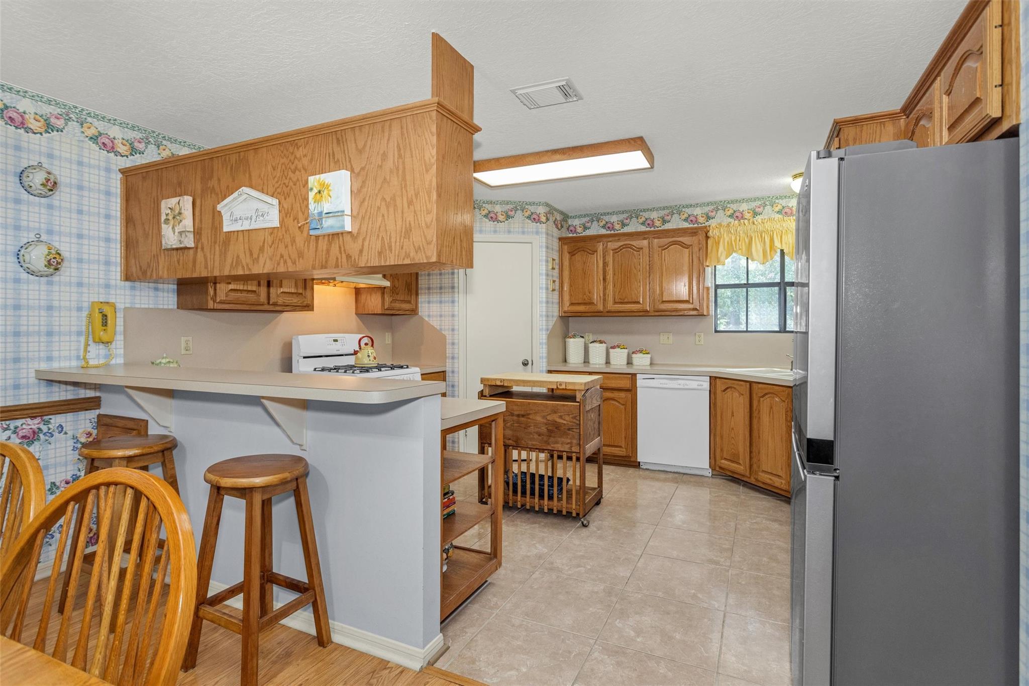 4114 Sweetgum Drive