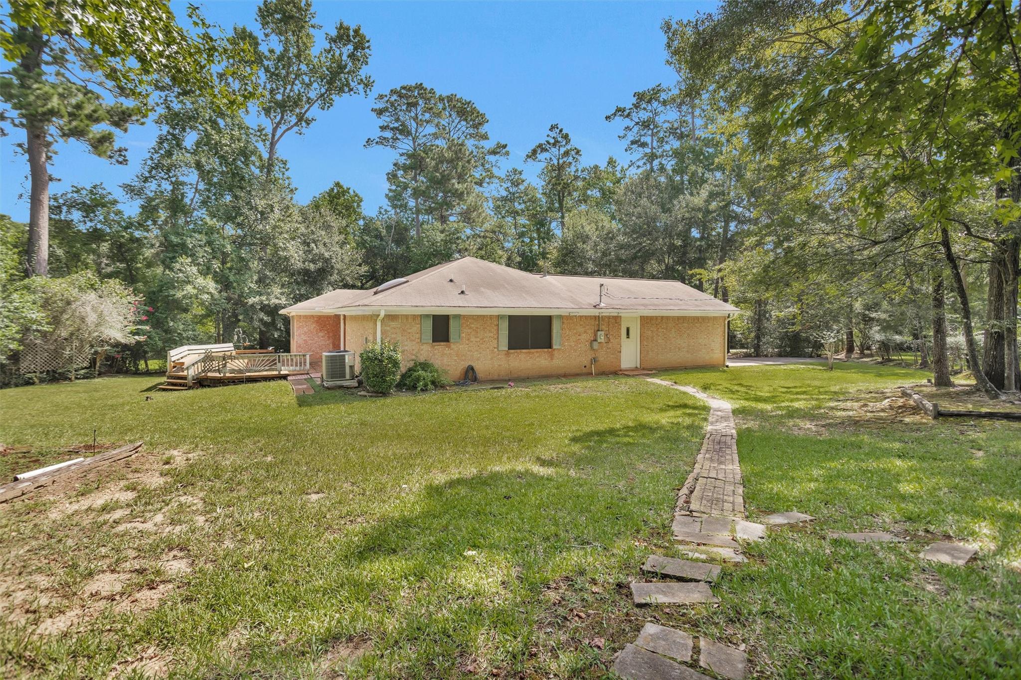 4114 Sweetgum Drive