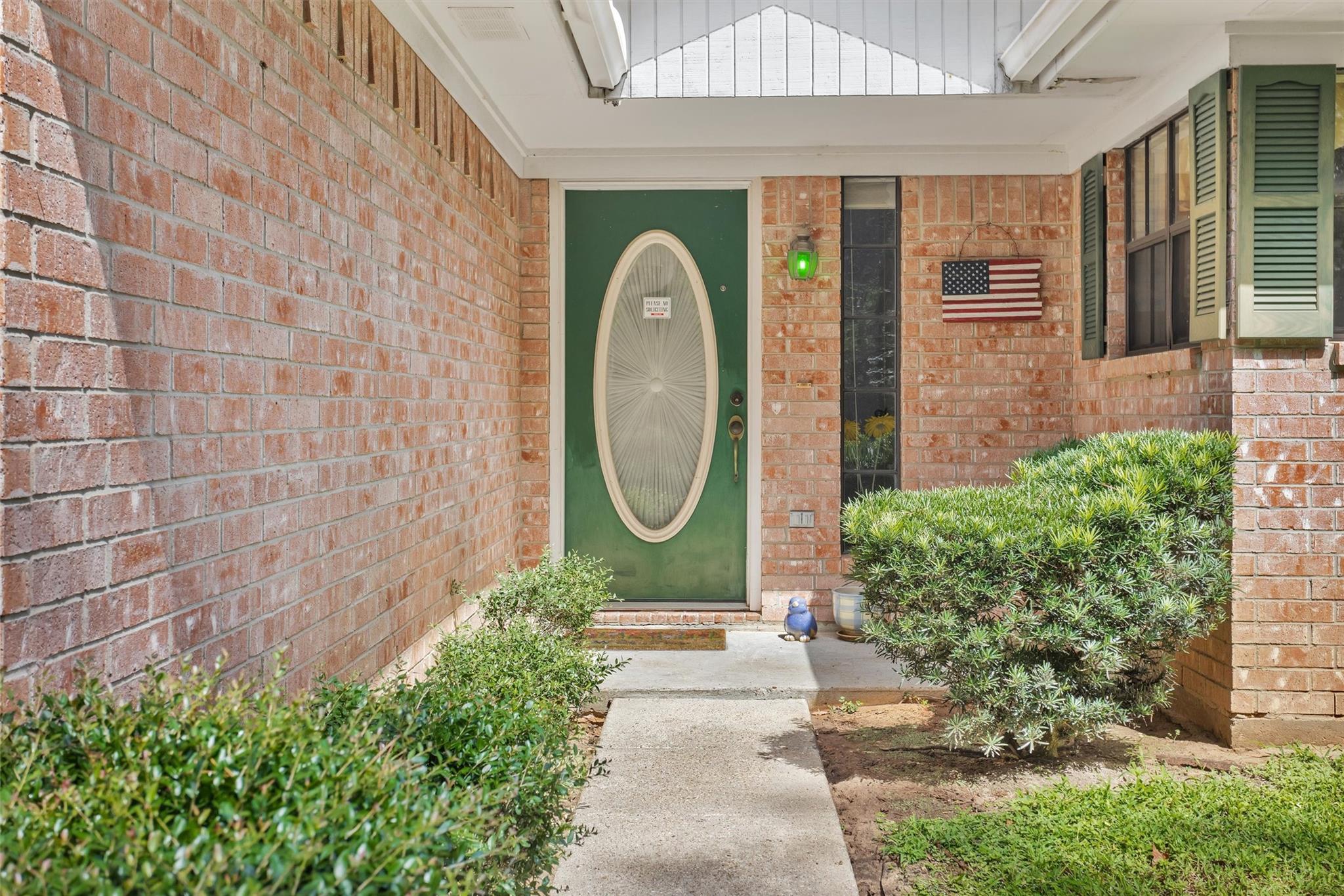 4114 Sweetgum Drive