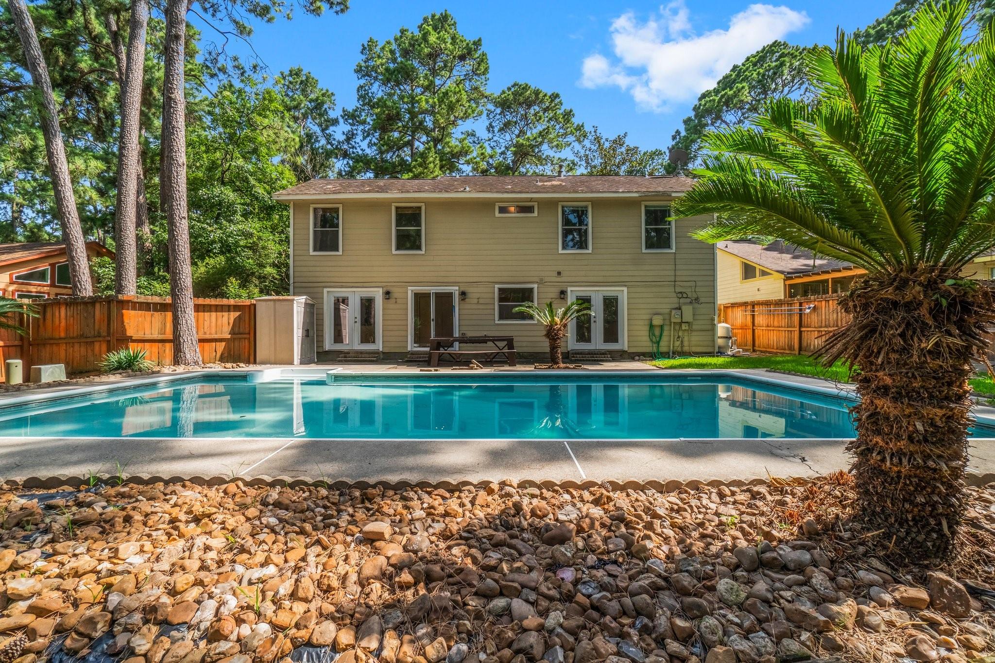 6 Fairmeade Drive
