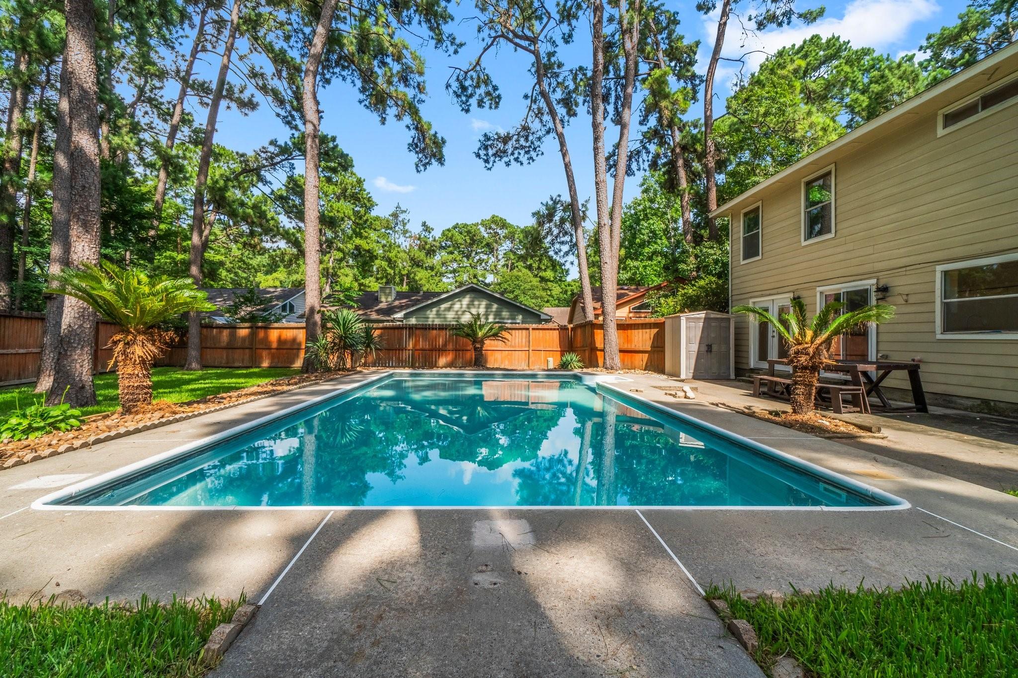 6 Fairmeade Drive