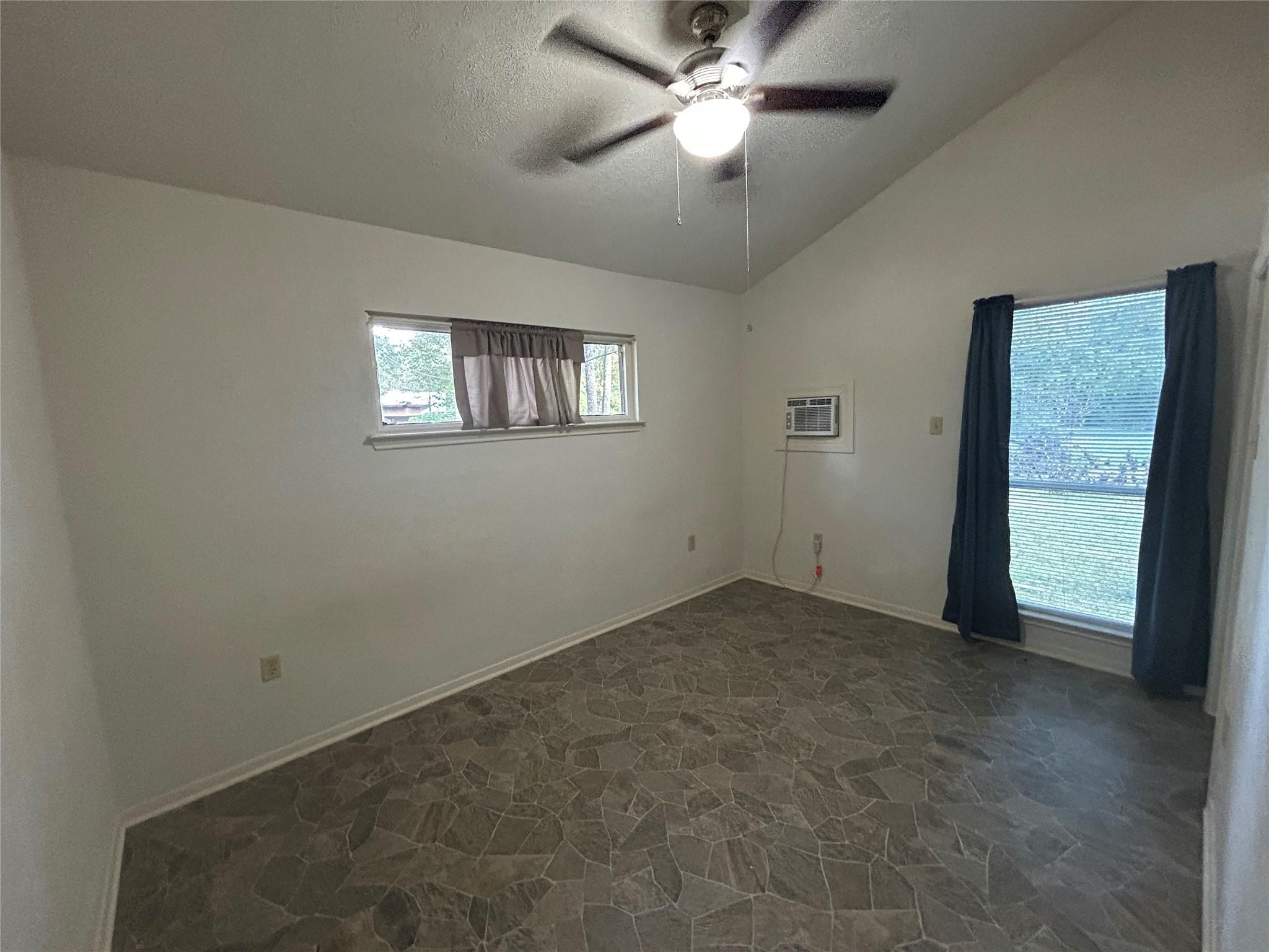 2561 Pioneer Ln Lane