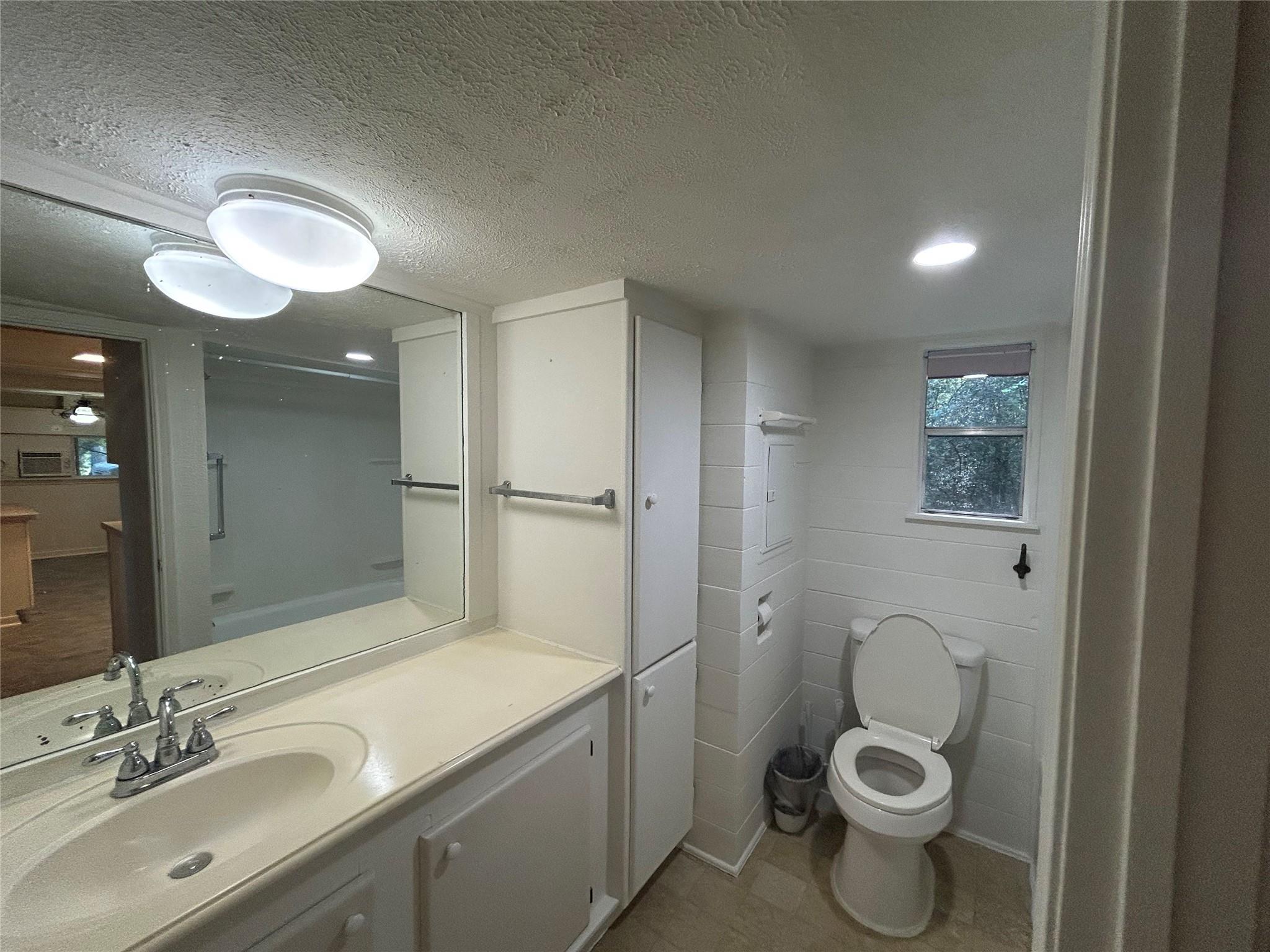 2561 Pioneer Ln Lane