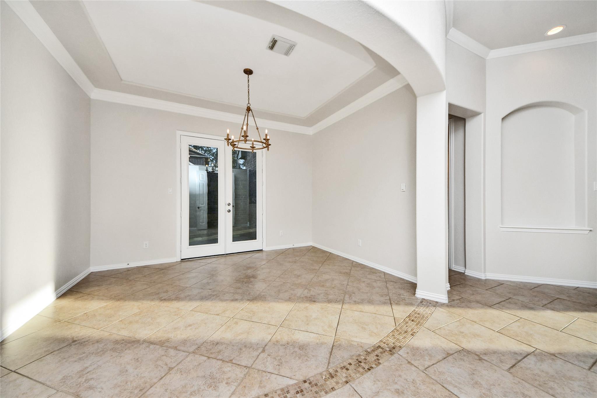 7 Dunwood Springs Court