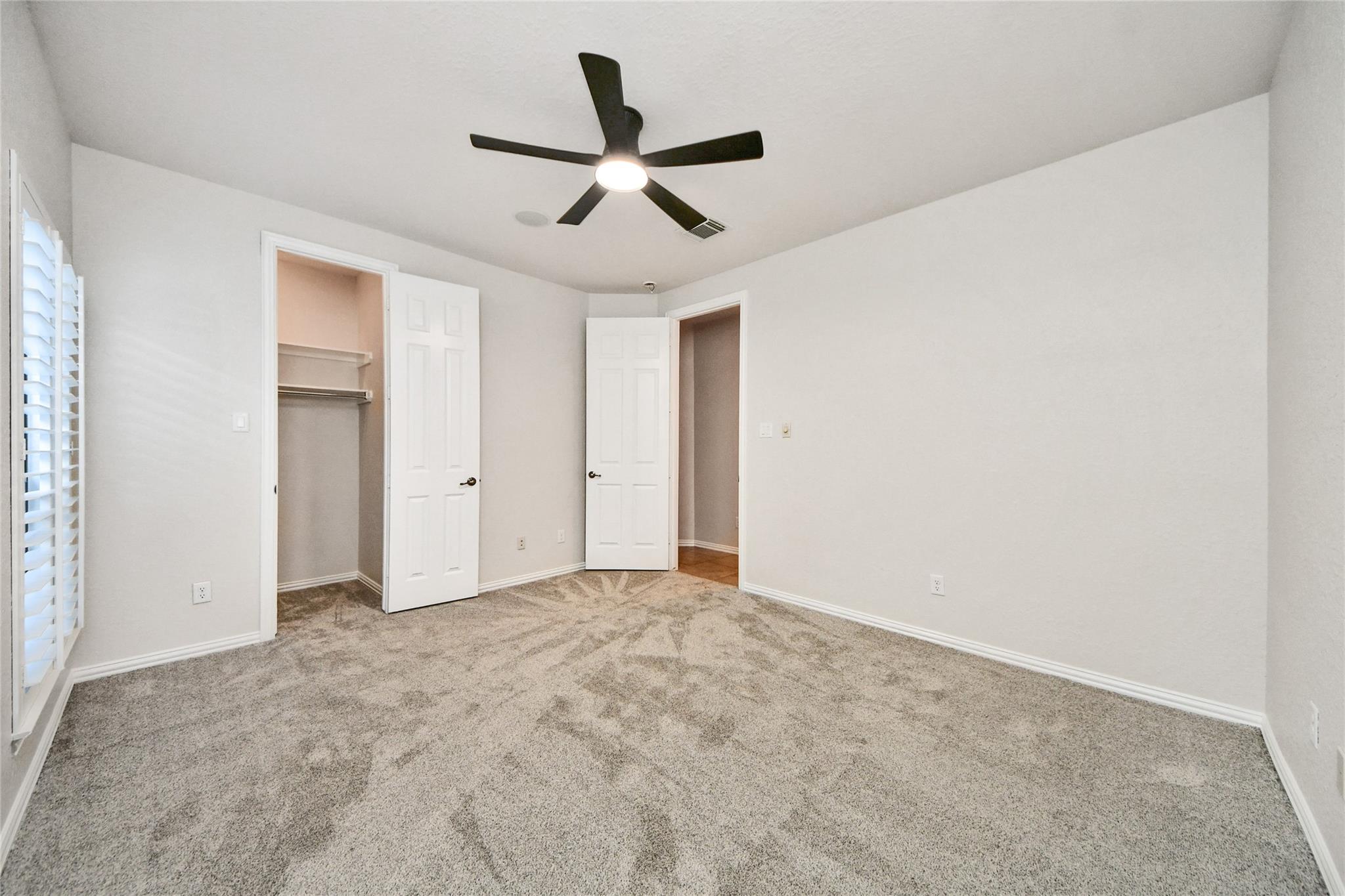 7 Dunwood Springs Court