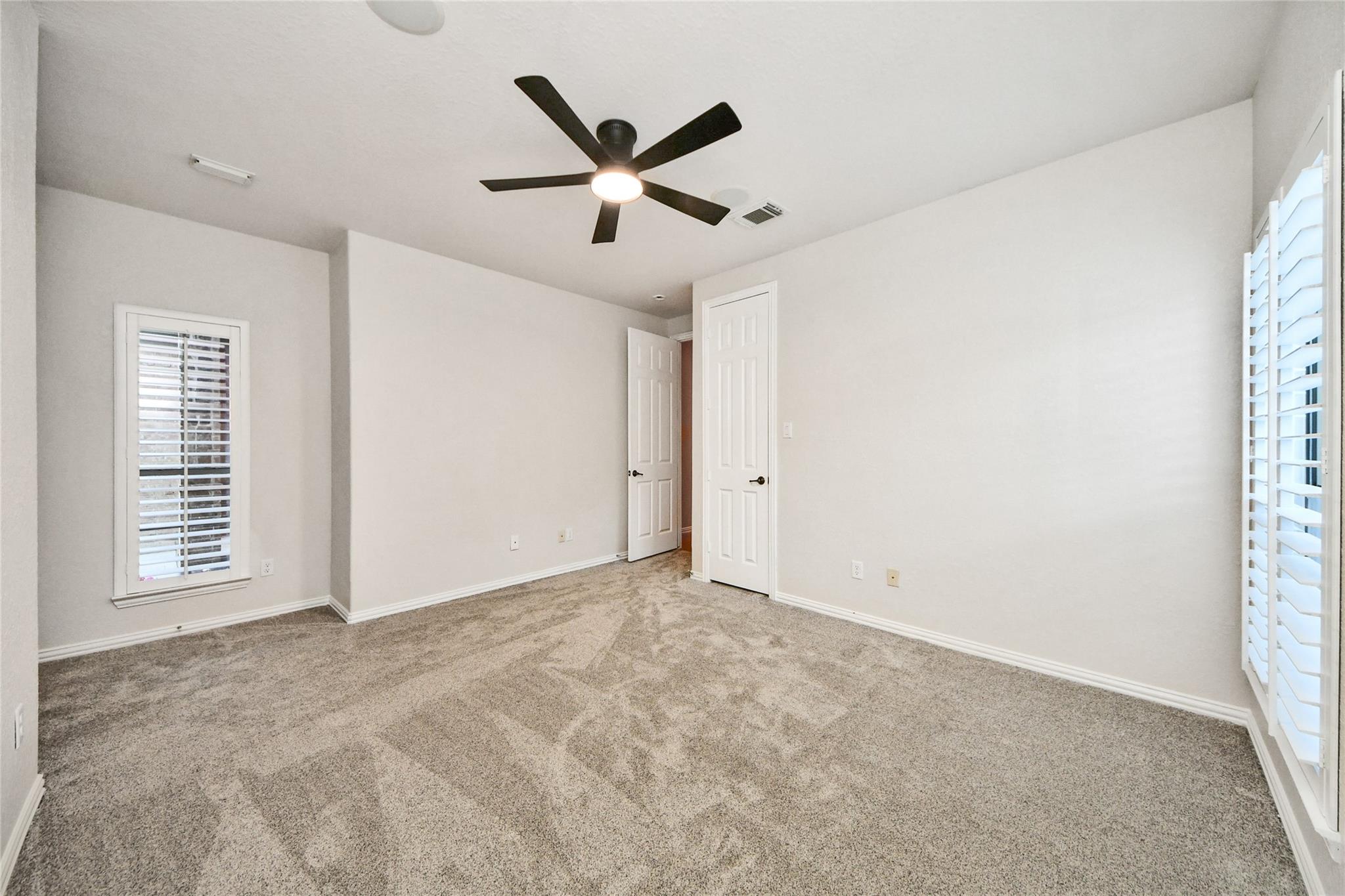 7 Dunwood Springs Court