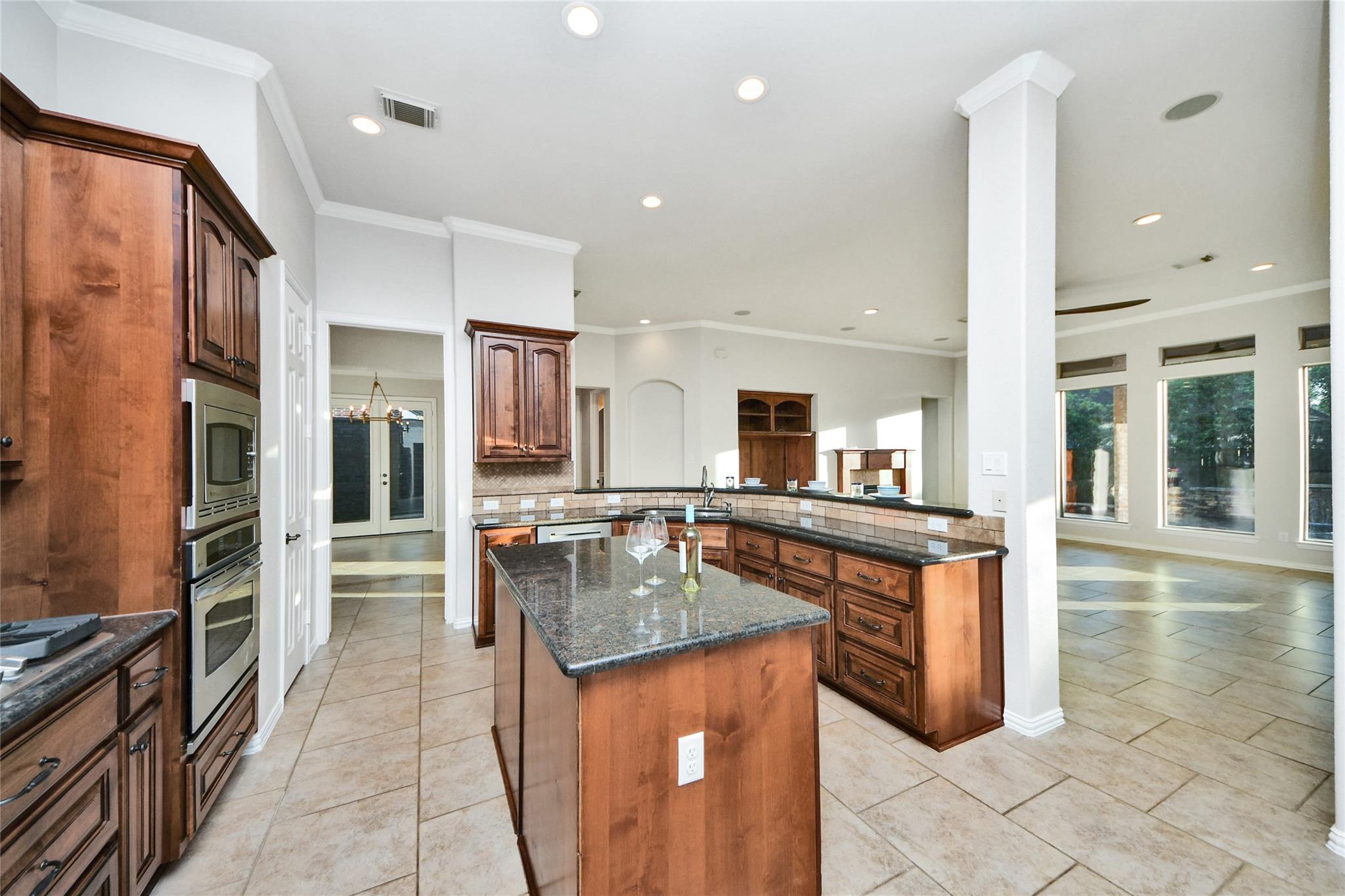 7 Dunwood Springs Court