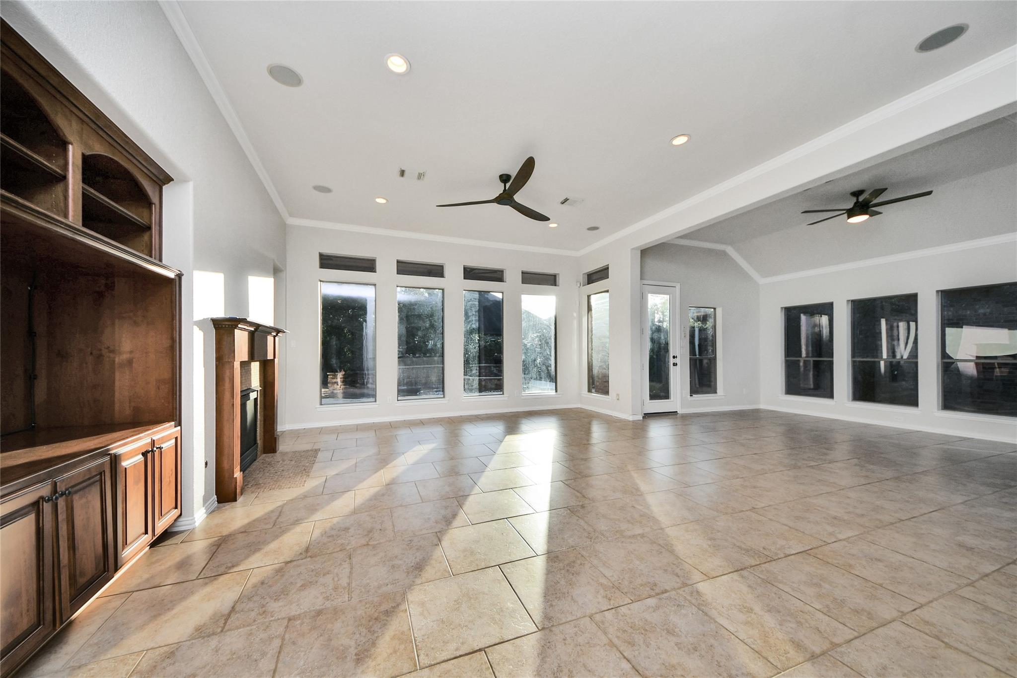 7 Dunwood Springs Court