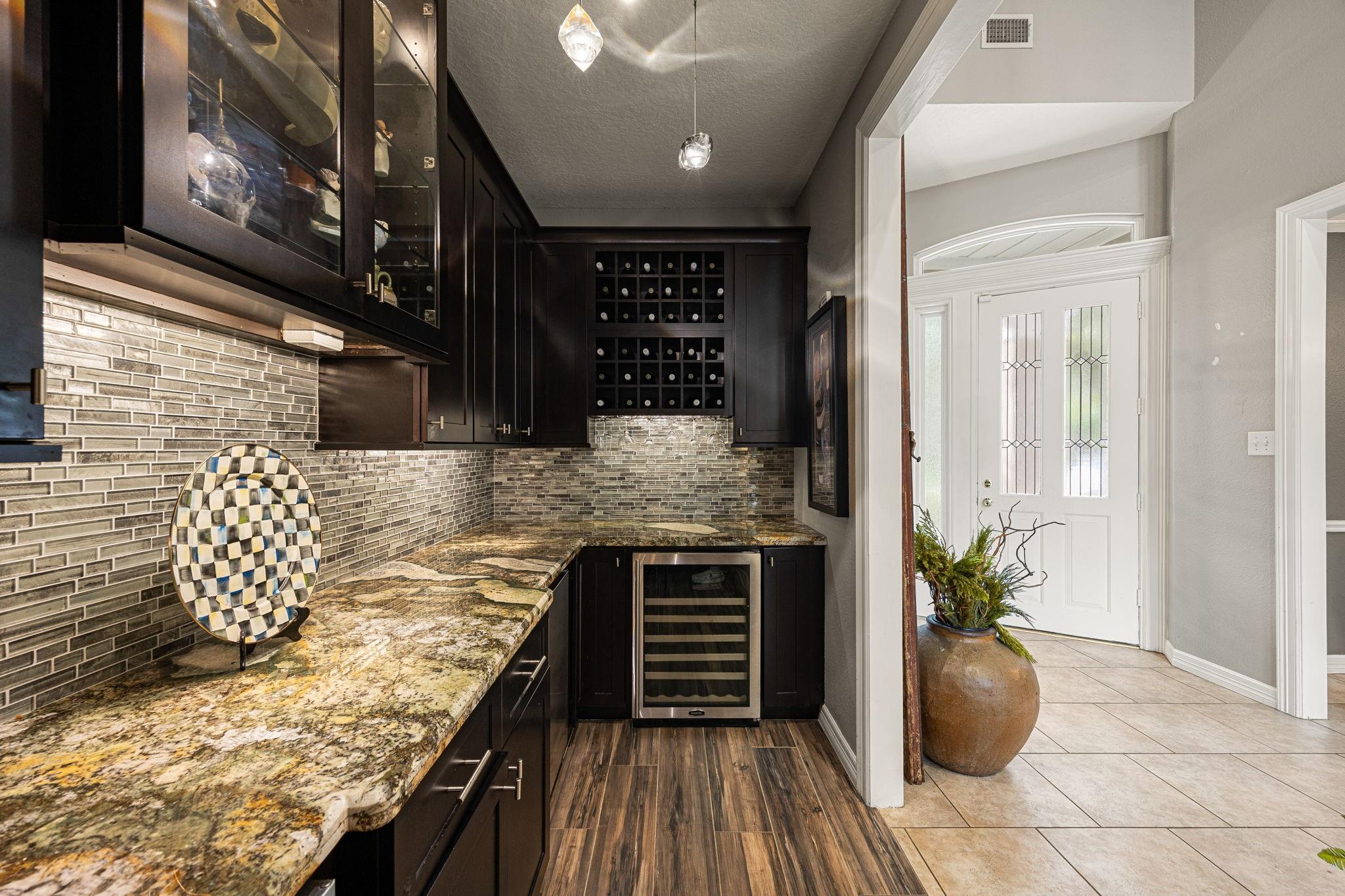 6 Windflower Place