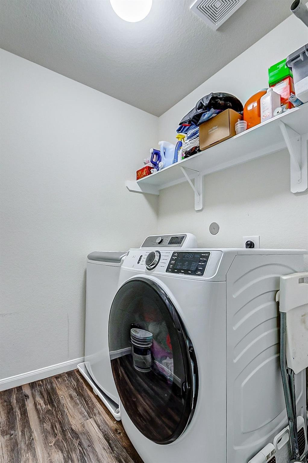 24059 Hay Needle Lane