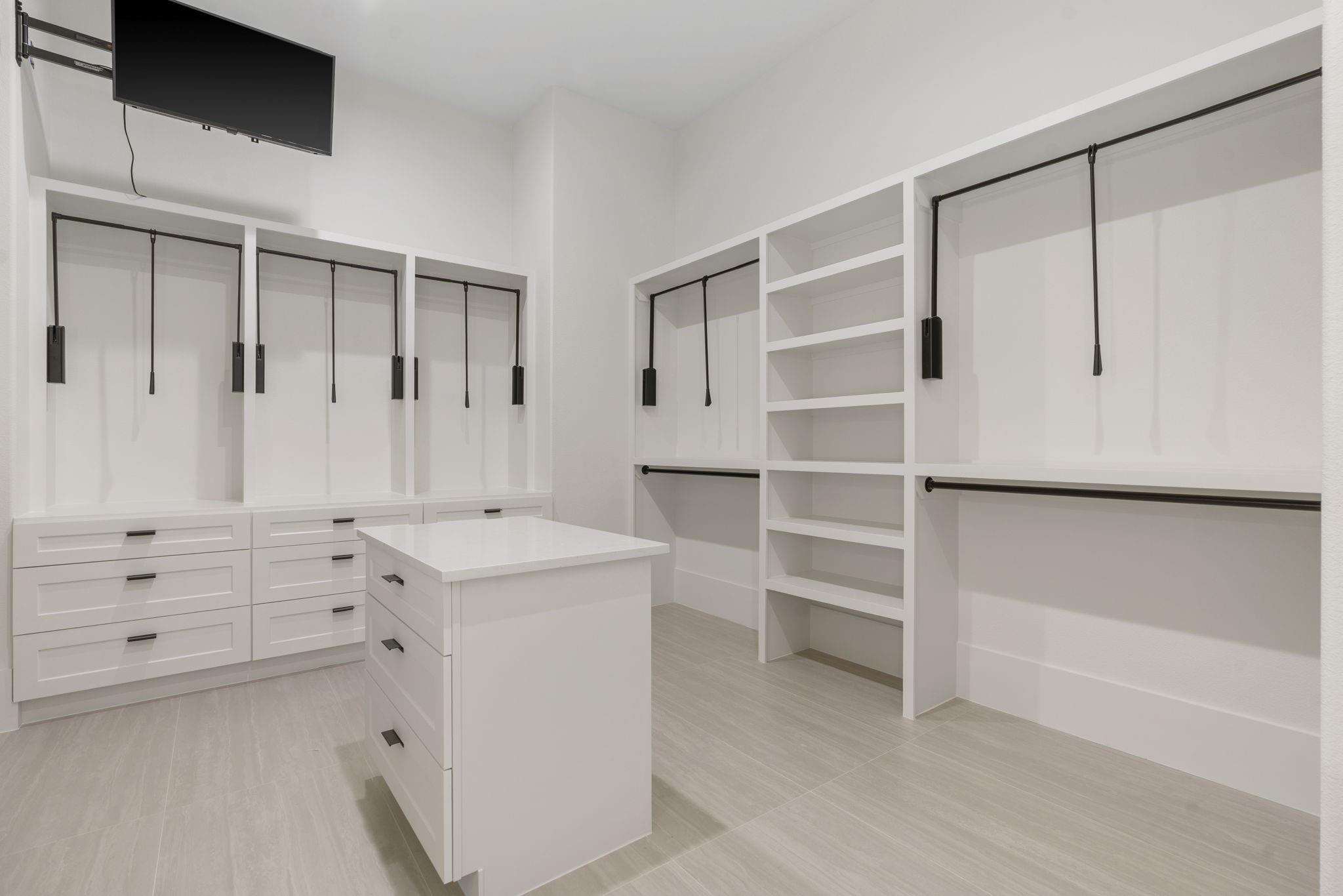 25210 Elijah Ct