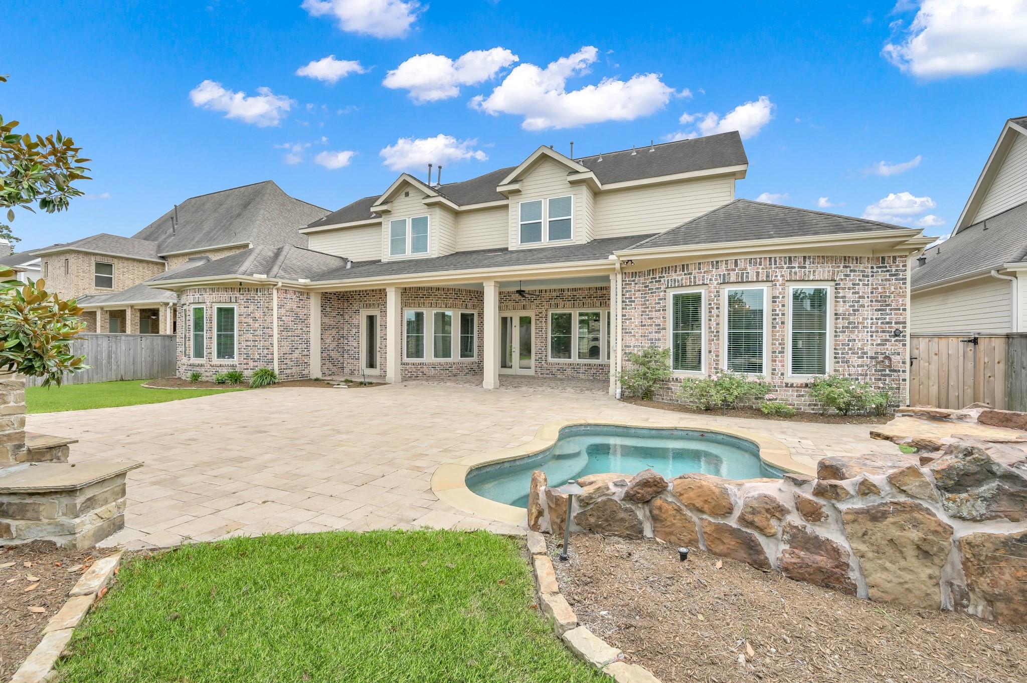 2331 Bottlebrush Lane