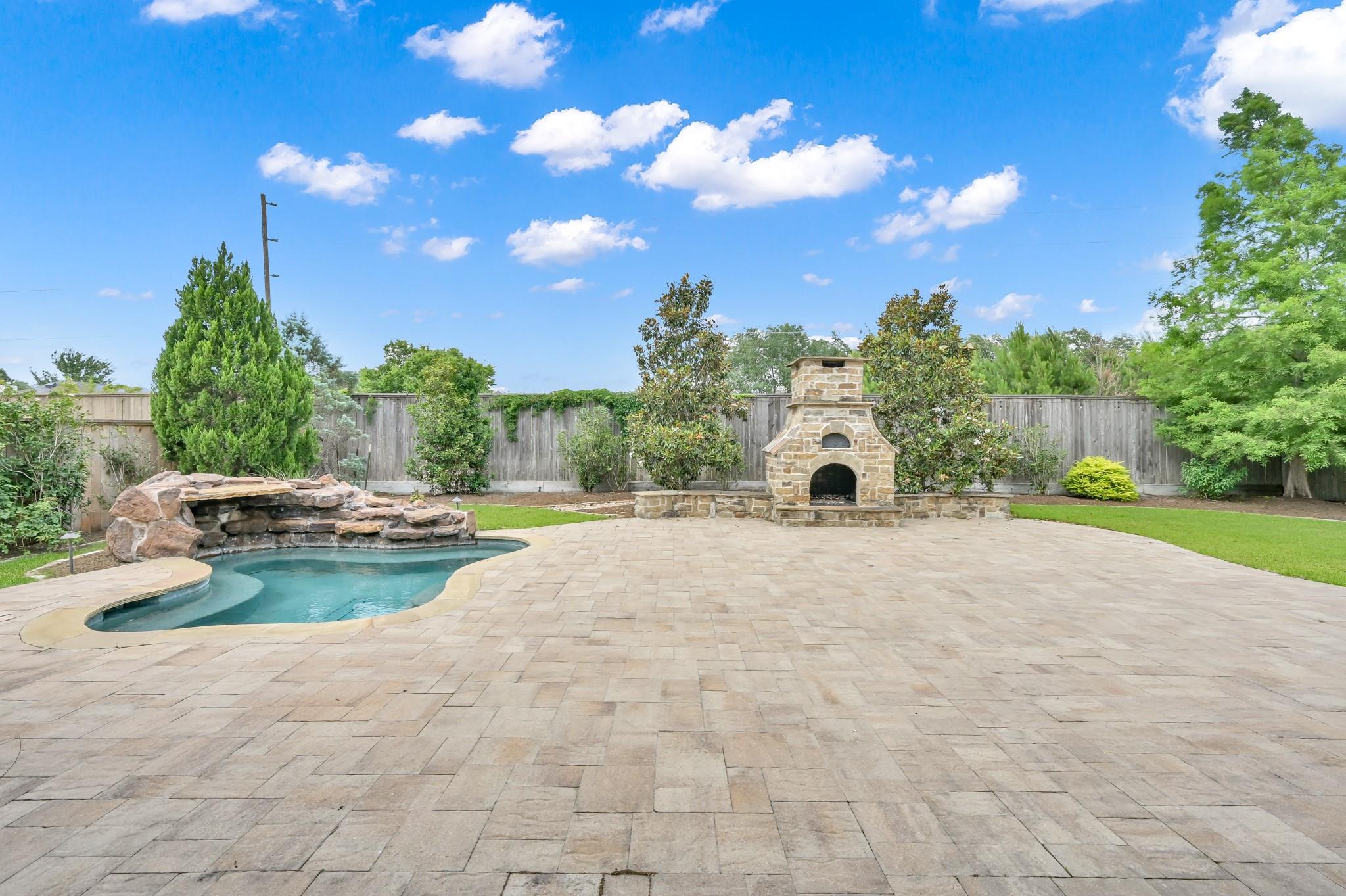 2331 Bottlebrush Lane